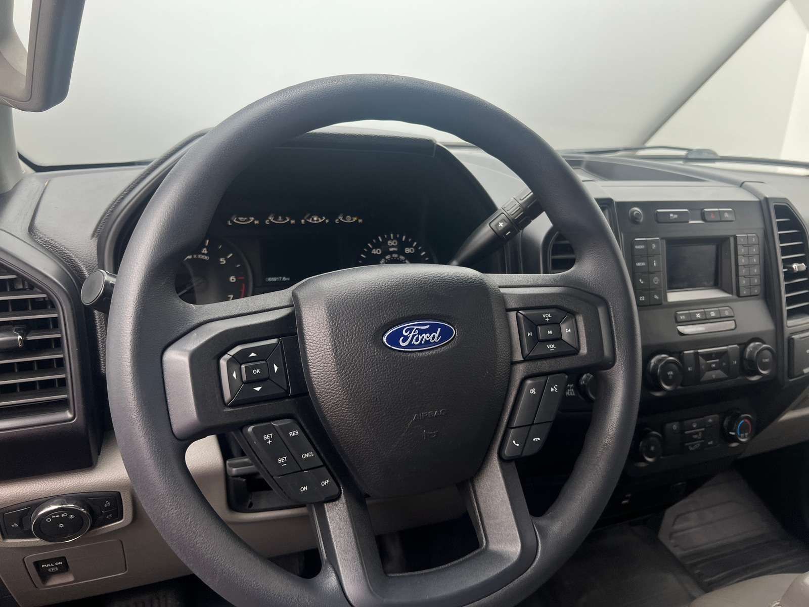 Thumbnail: 2019 Ford Econoline - 5