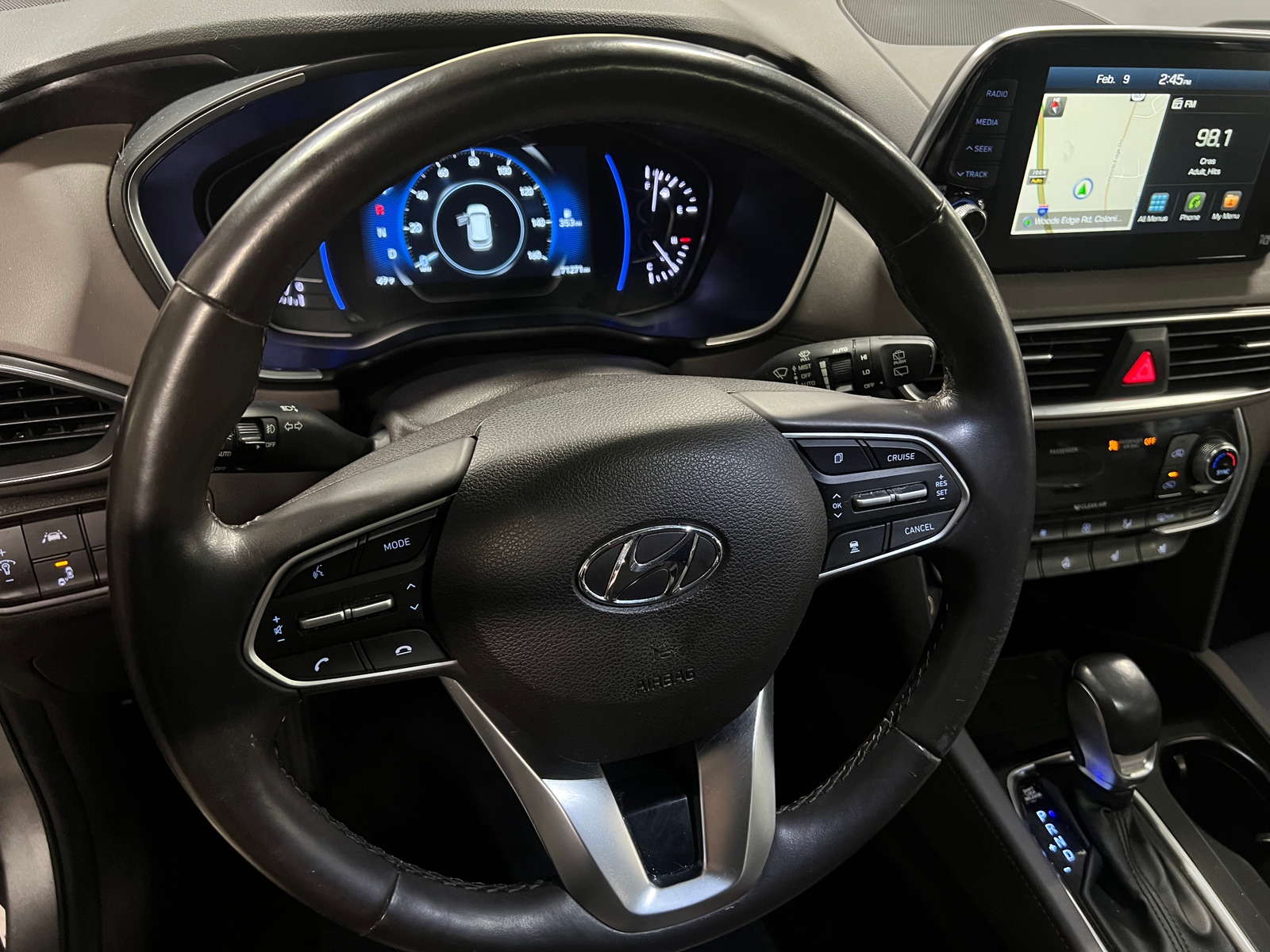 Thumbnail: 2020 Hyundai Santa Fe - 4