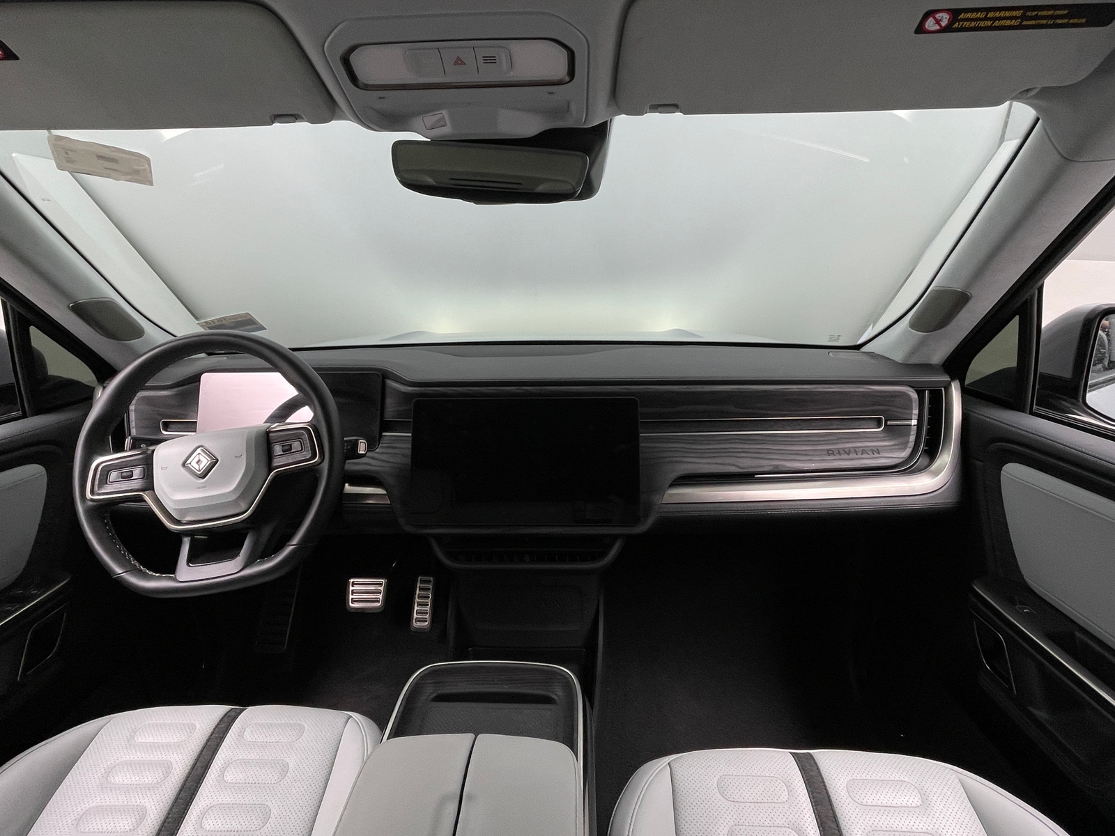 Thumbnail: 2023 Rivian R1T - 2