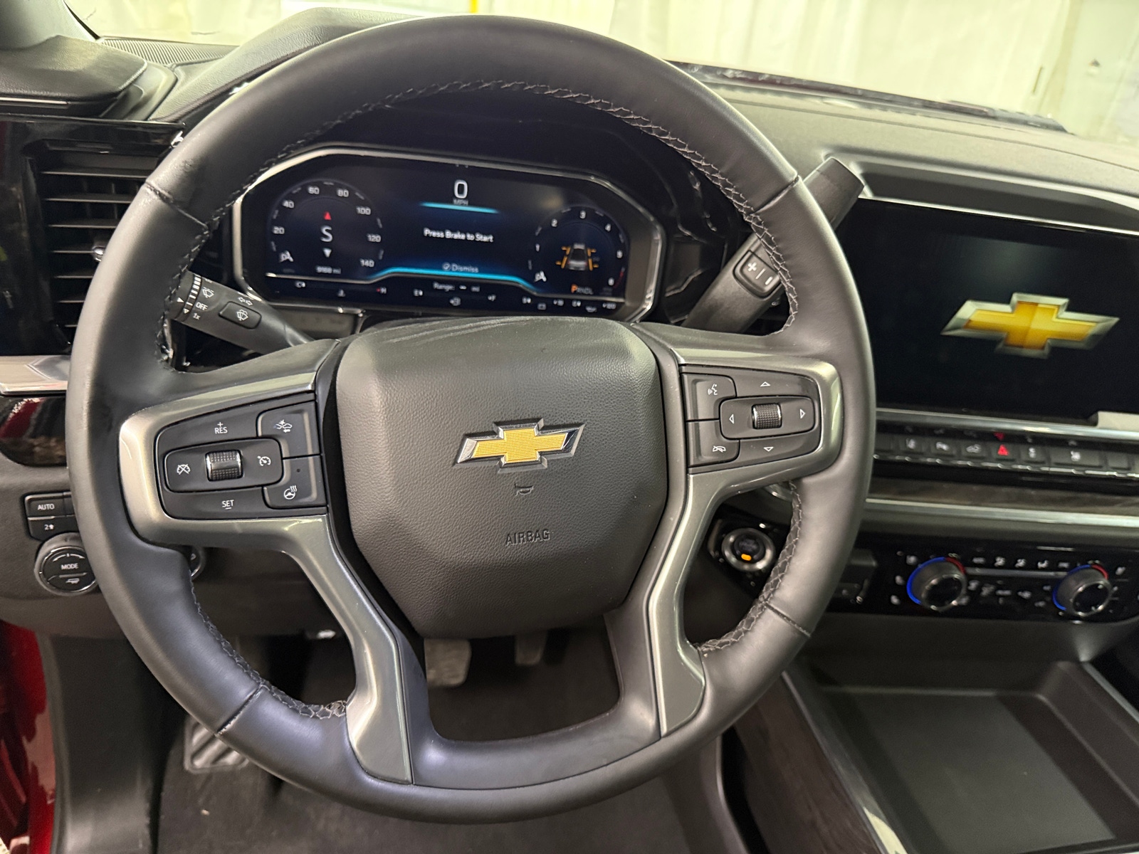 Thumbnail: 2025 Chevrolet Silverado 2500 - 5