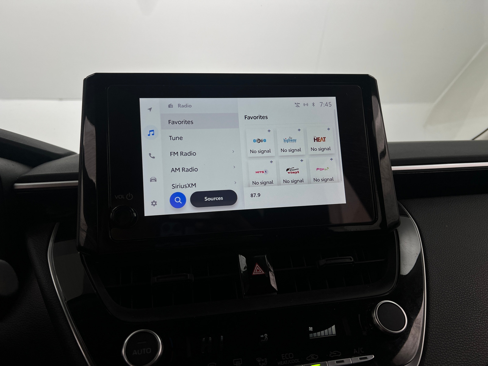 Thumbnail: 2024 Toyota Corolla - 4