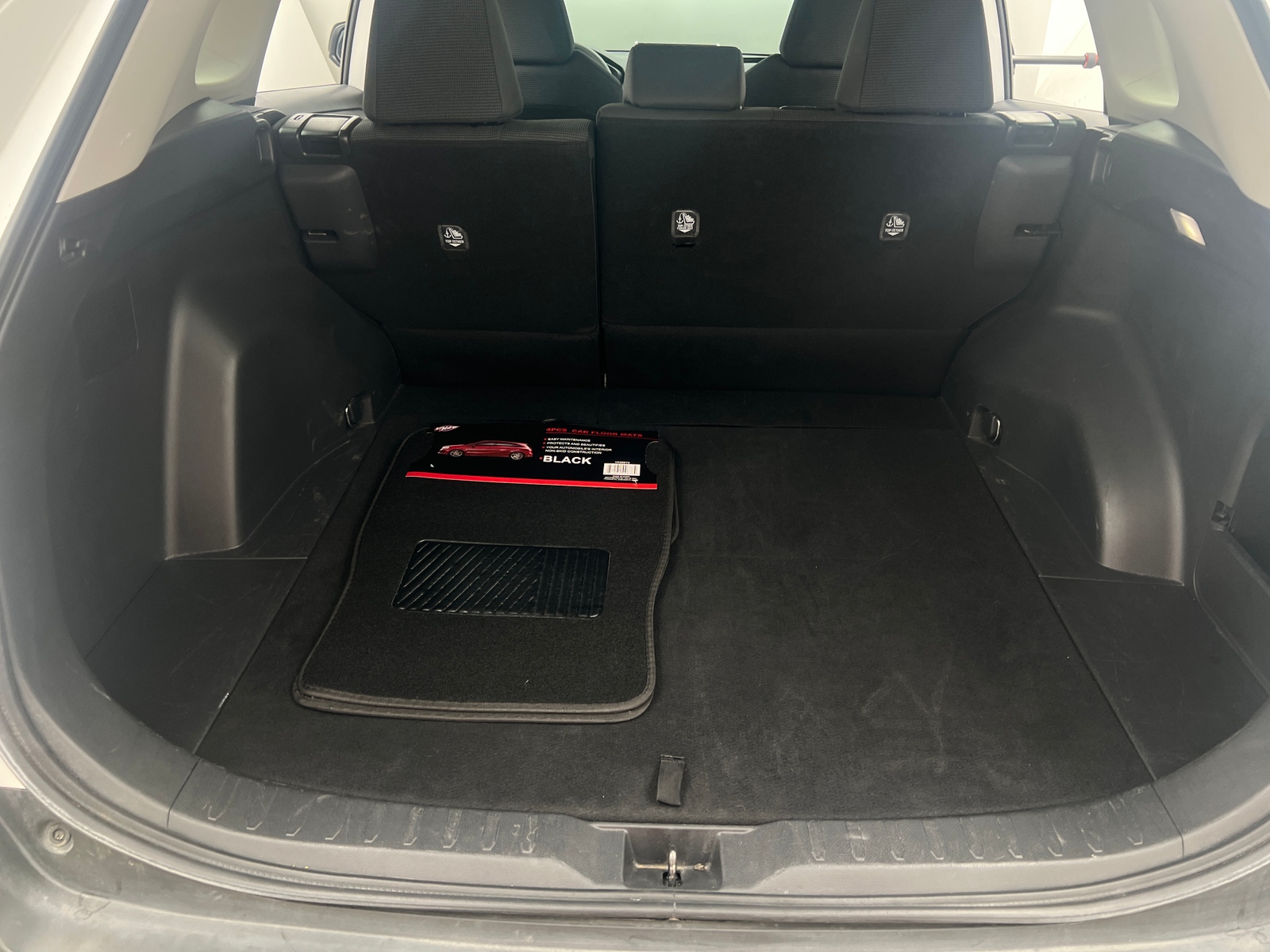 Thumbnail: 2024 Toyota RAV4 - 7