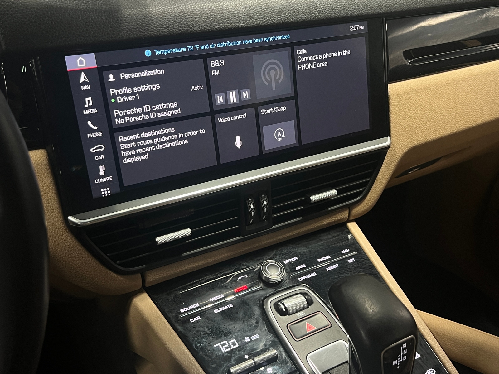 Thumbnail: 2019 Porsche Cayenne - 3