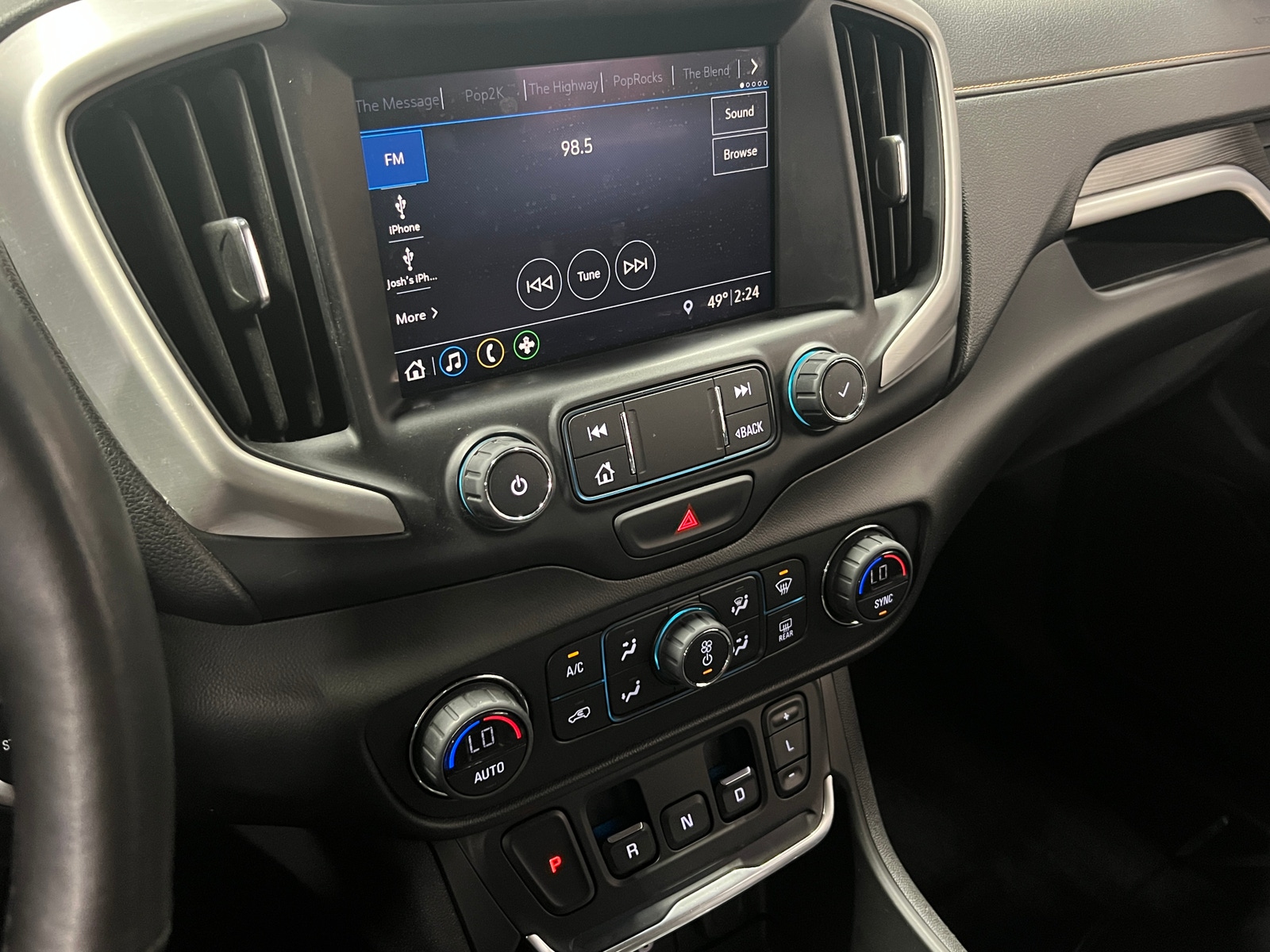 Thumbnail: 2020 GMC Terrain - 3