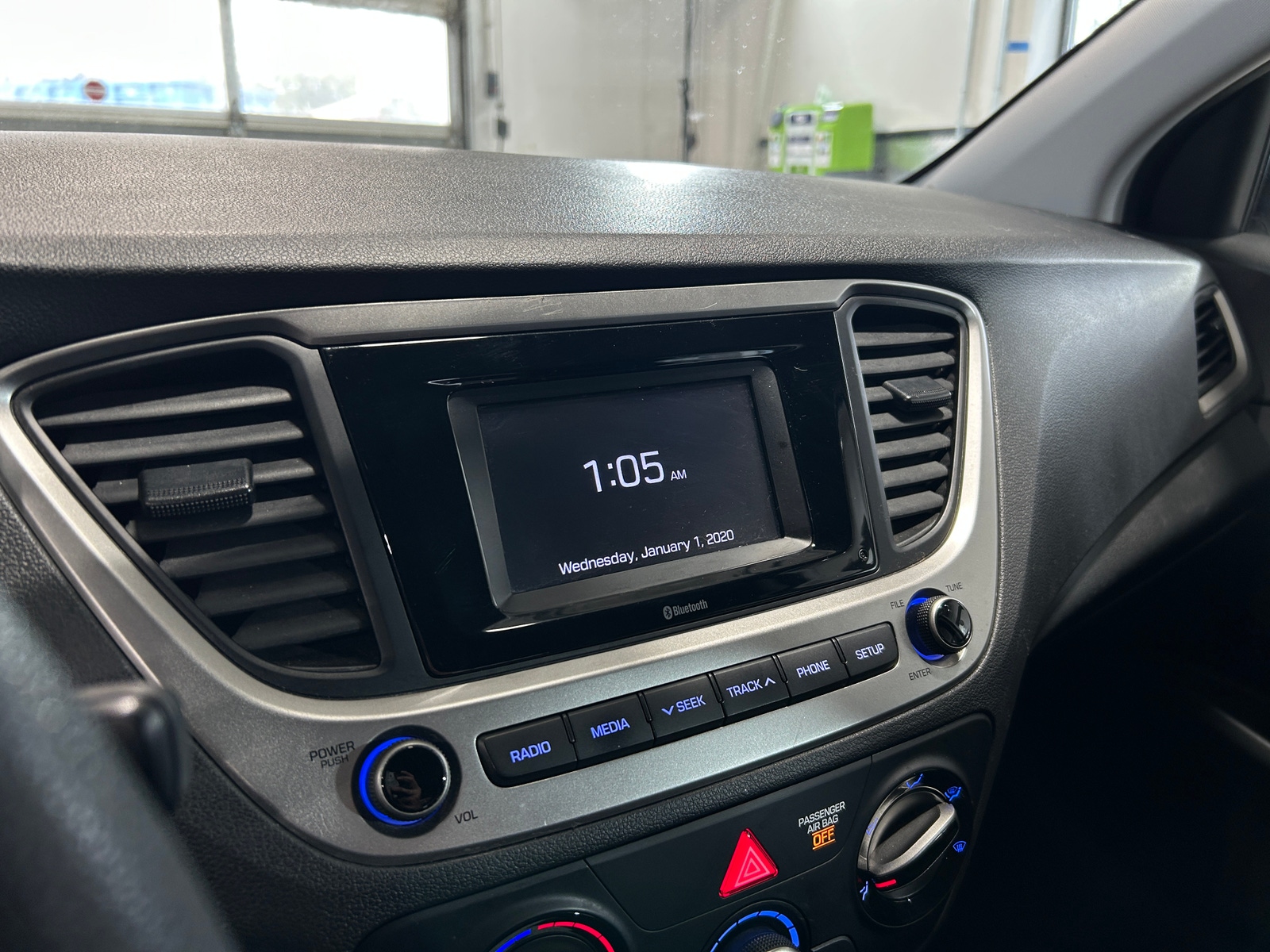 Thumbnail: 2019 Hyundai Accent - 4