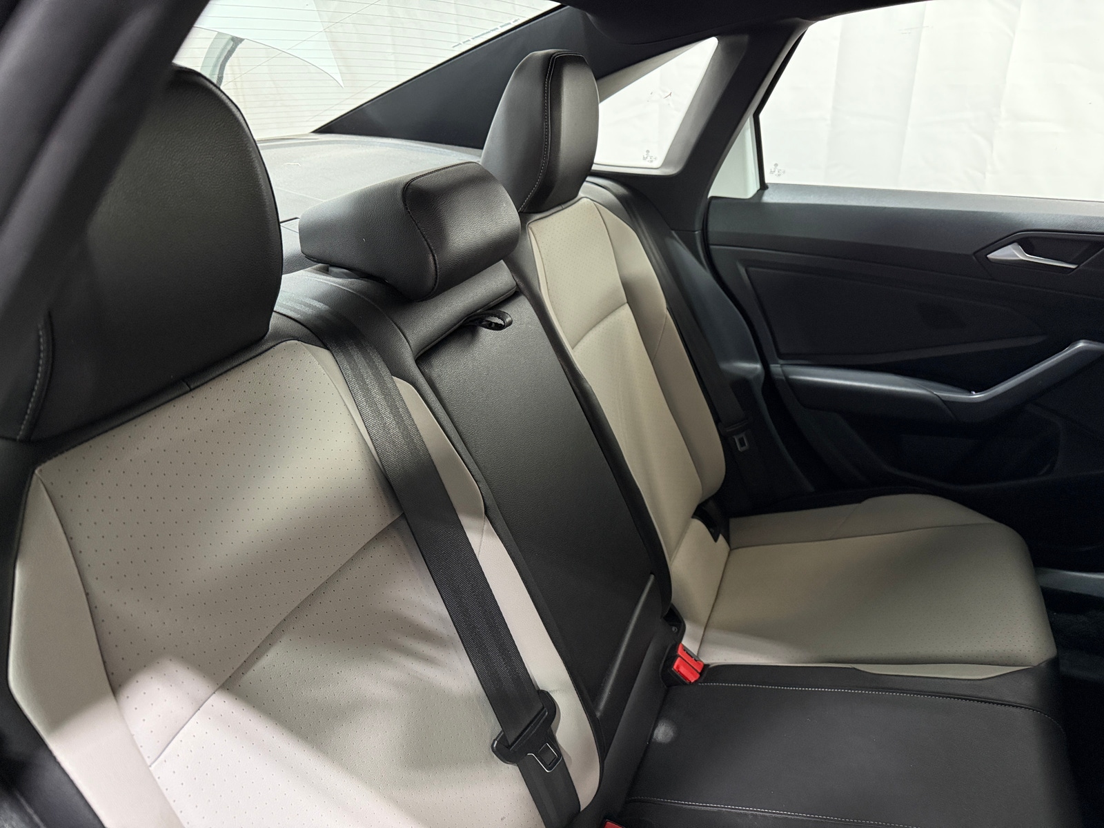 Thumbnail: 2019 Volkswagen Jetta - 5