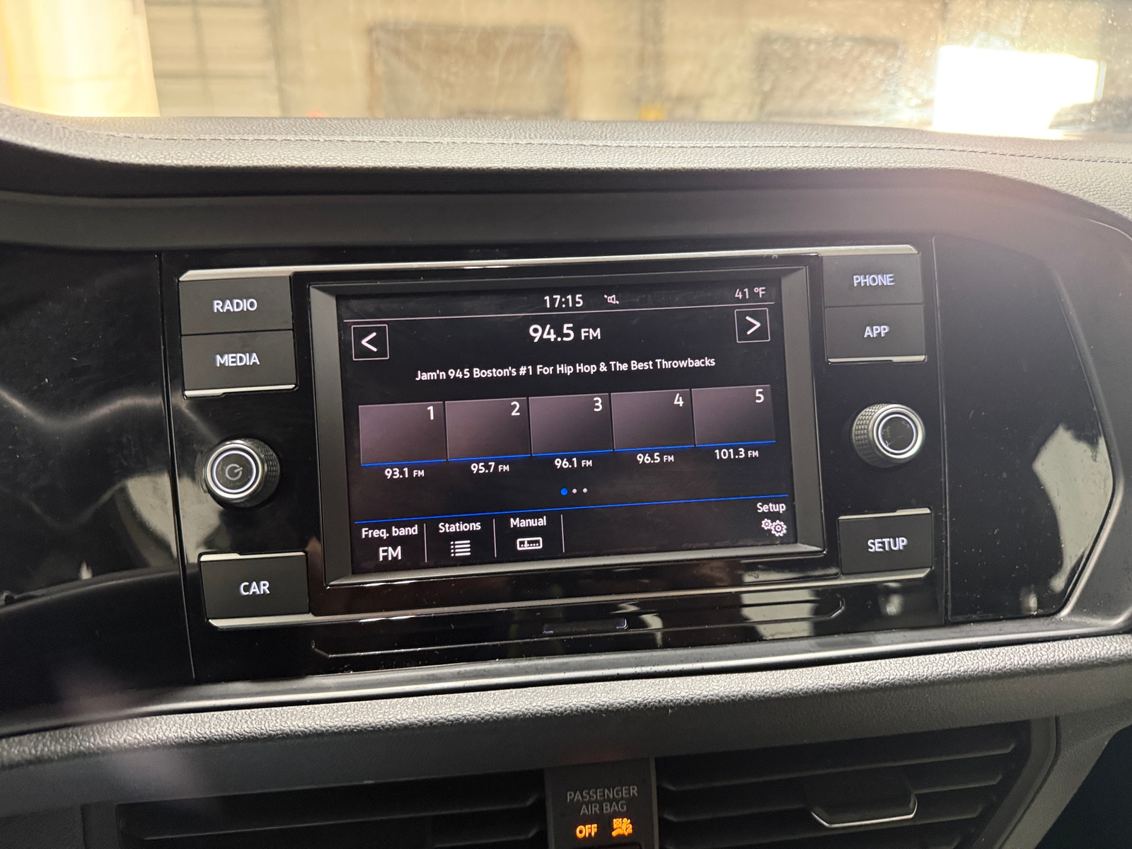 Thumbnail: 2019 Volkswagen Jetta - 3