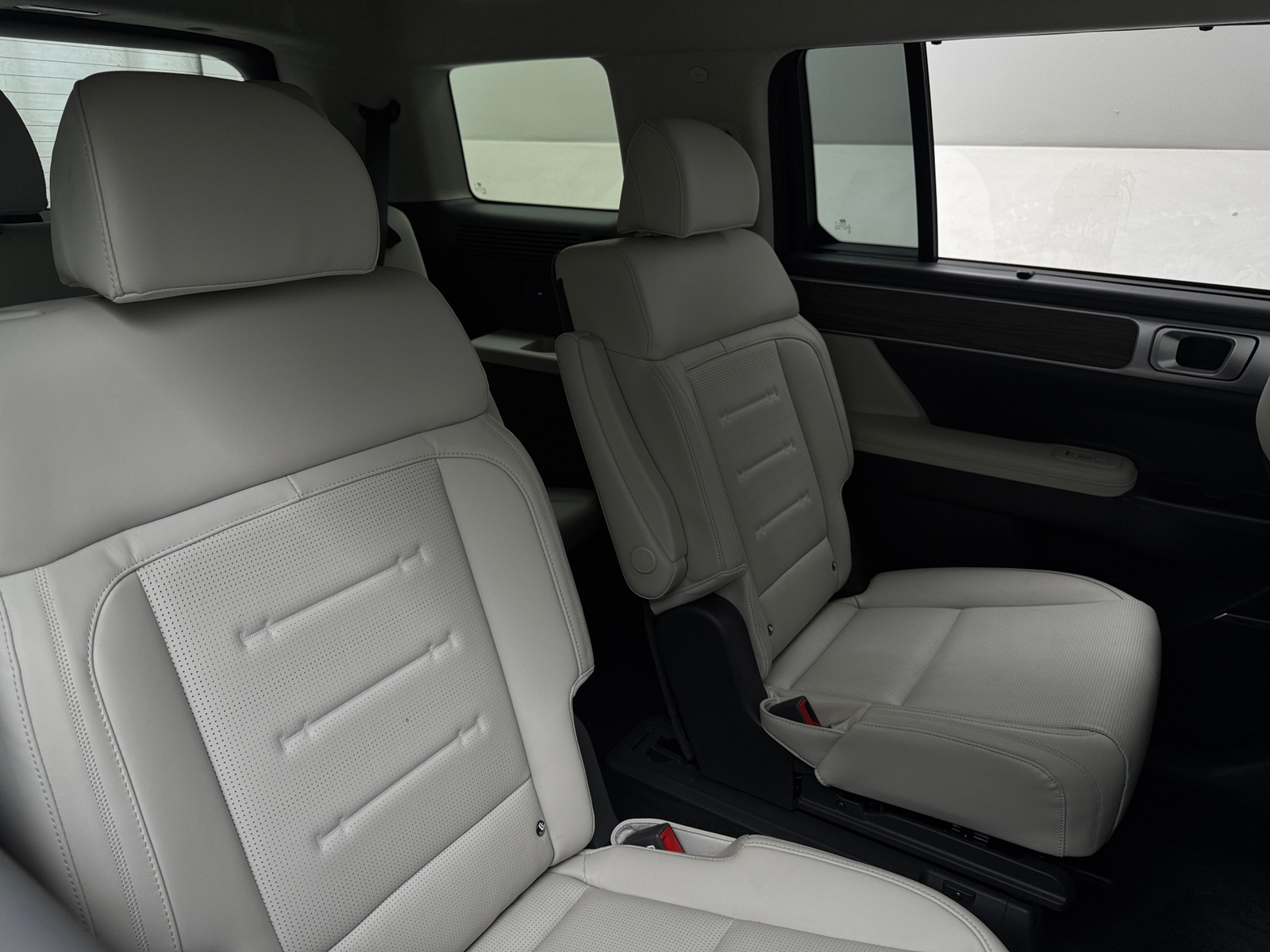 Thumbnail: 2025 Hyundai Santa Fe - 5