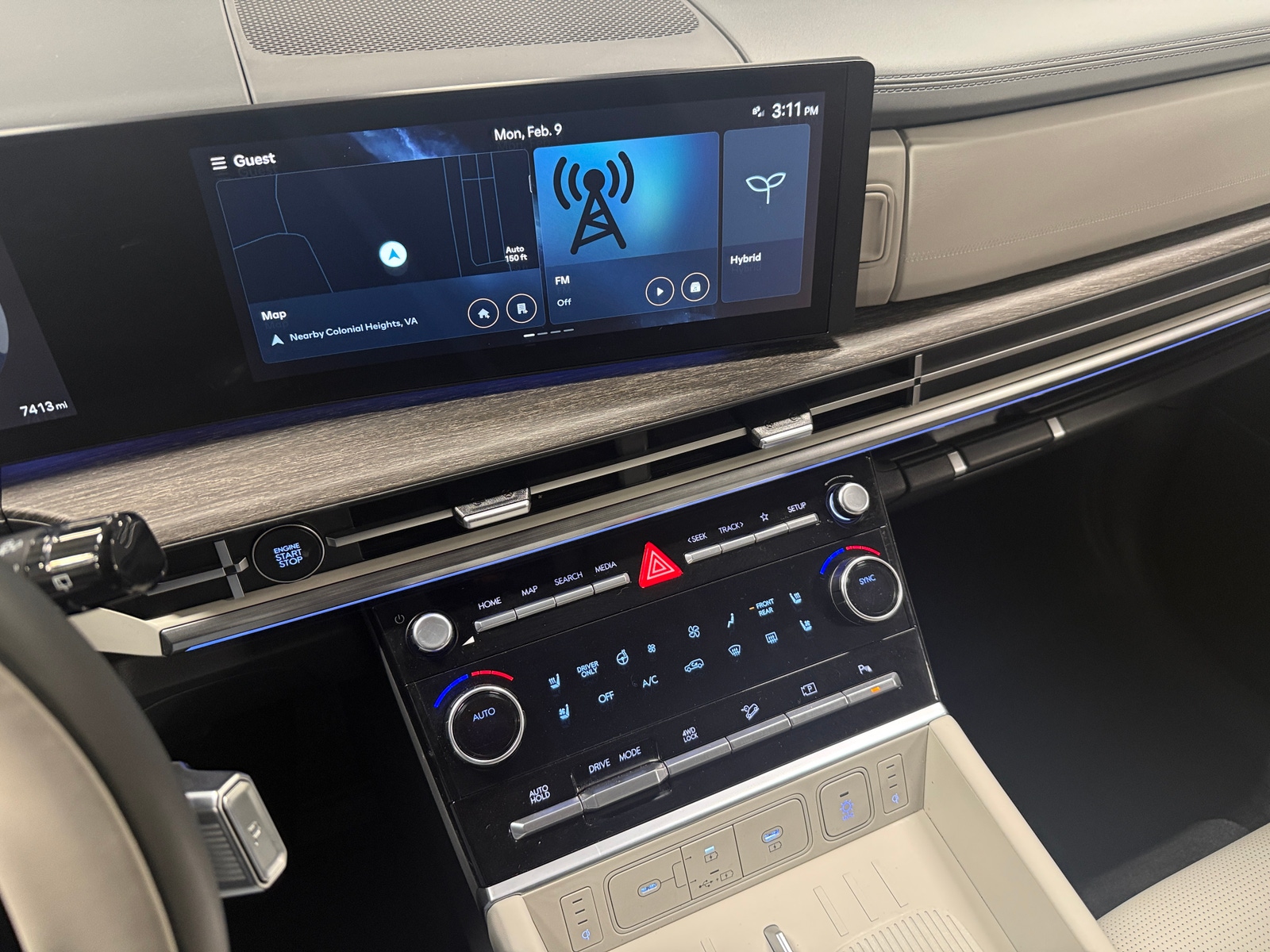 Thumbnail: 2025 Hyundai Santa Fe - 3