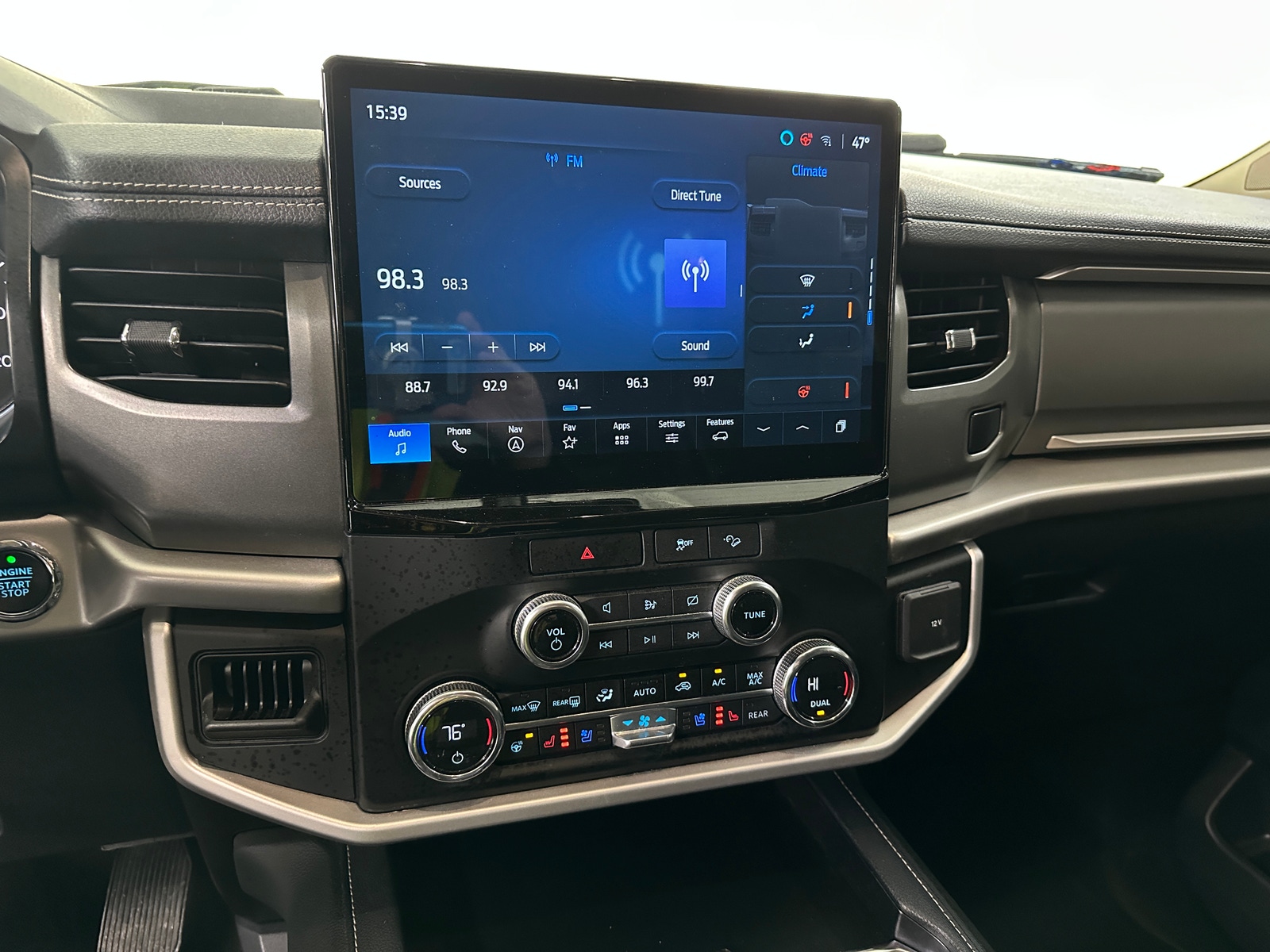 Thumbnail: 2022 Ford Expedition - 3