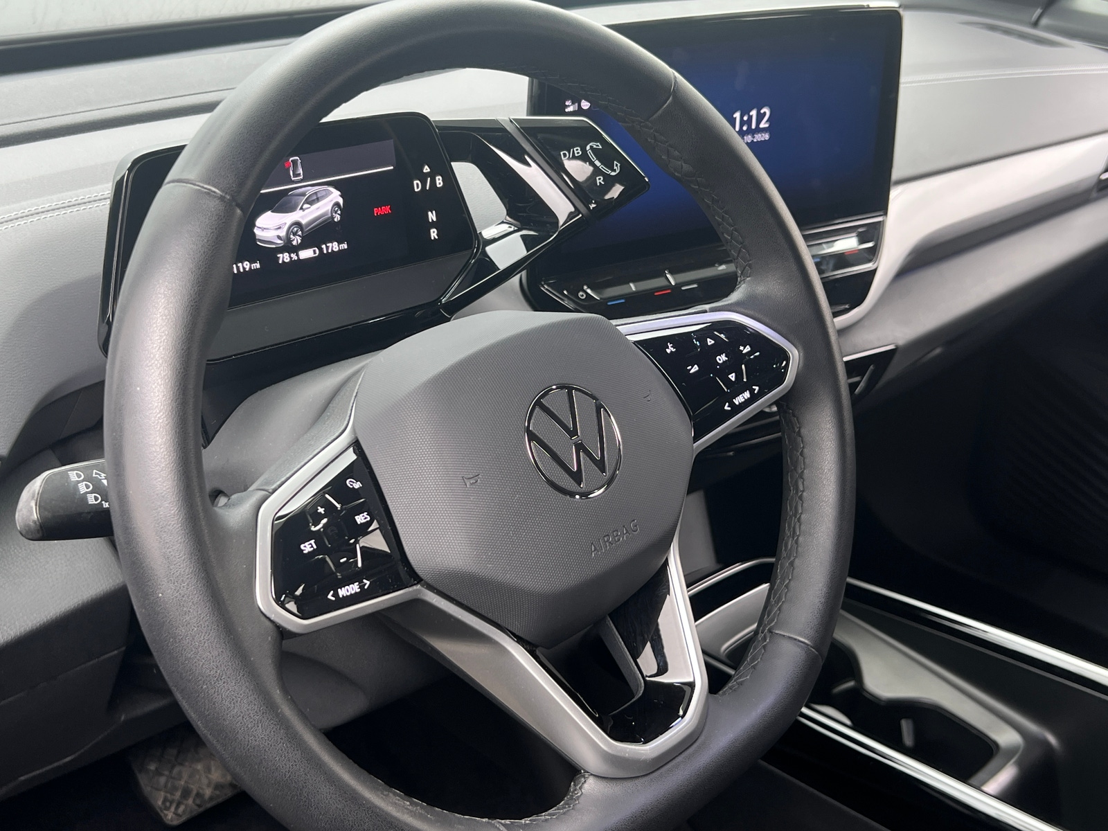 Thumbnail: 2023 Volkswagen ID.4 - 4