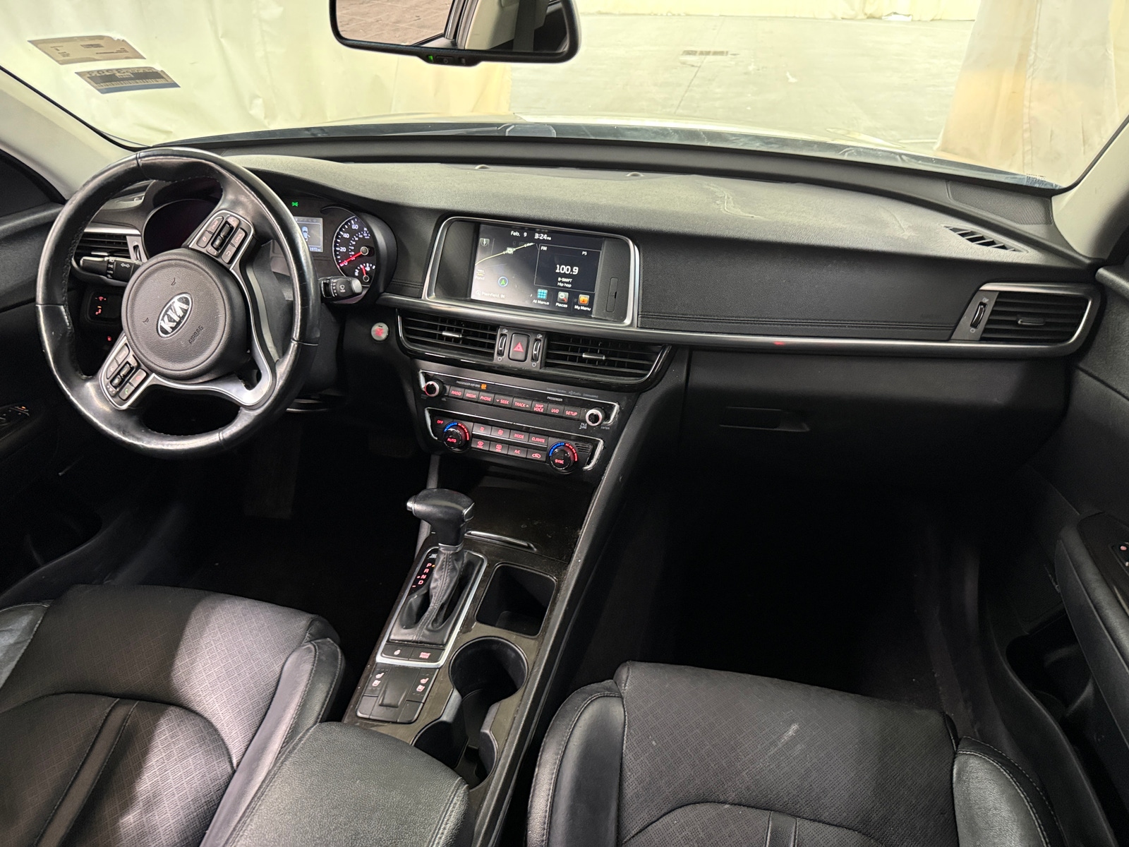 Thumbnail: 2016 Kia Optima - 2