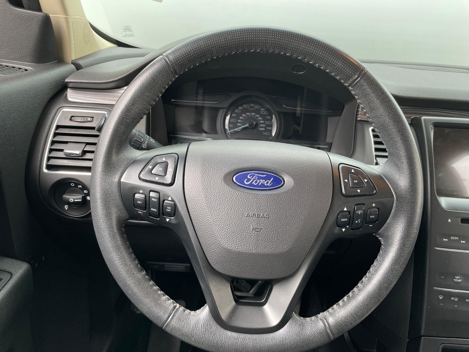 Thumbnail: 2019 Ford Flex - 4