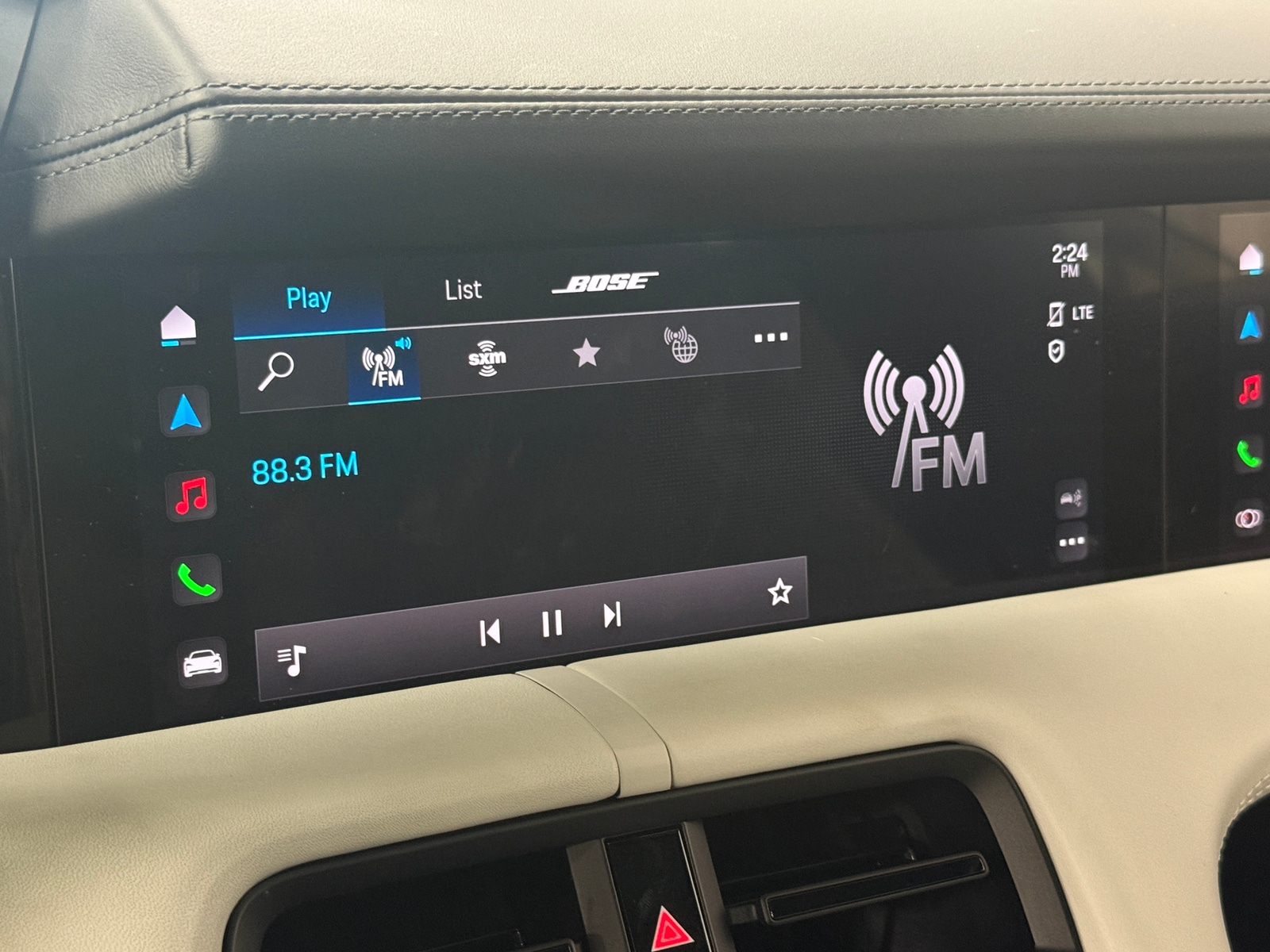 Thumbnail: 2022 Porsche Taycan - 4