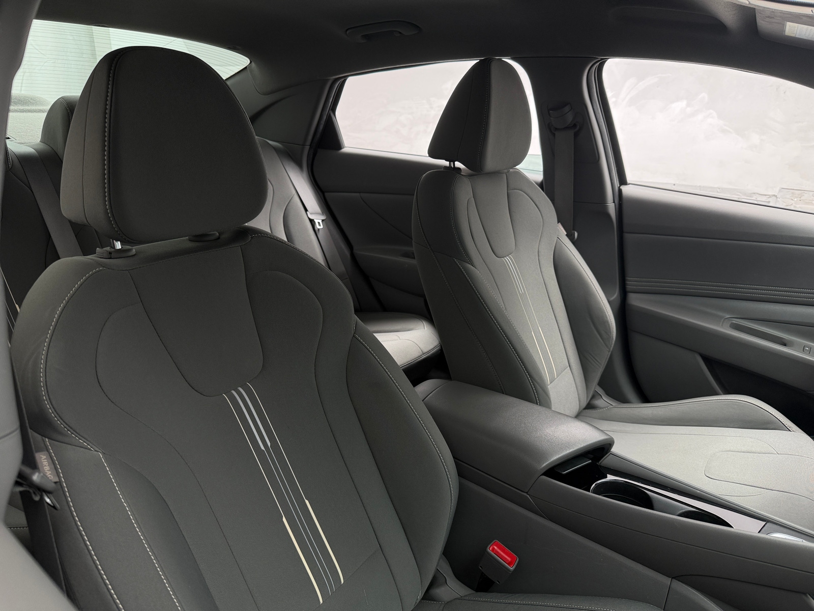 Thumbnail: 2023 Hyundai Elantra - 2