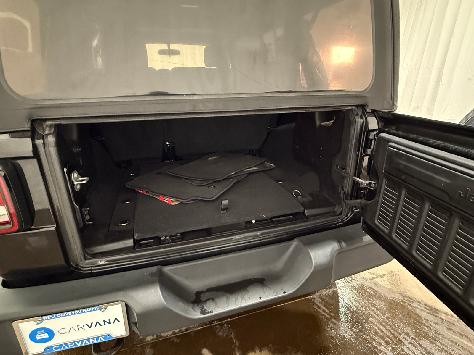 Thumbnail: 2021 Jeep Wrangler - 7