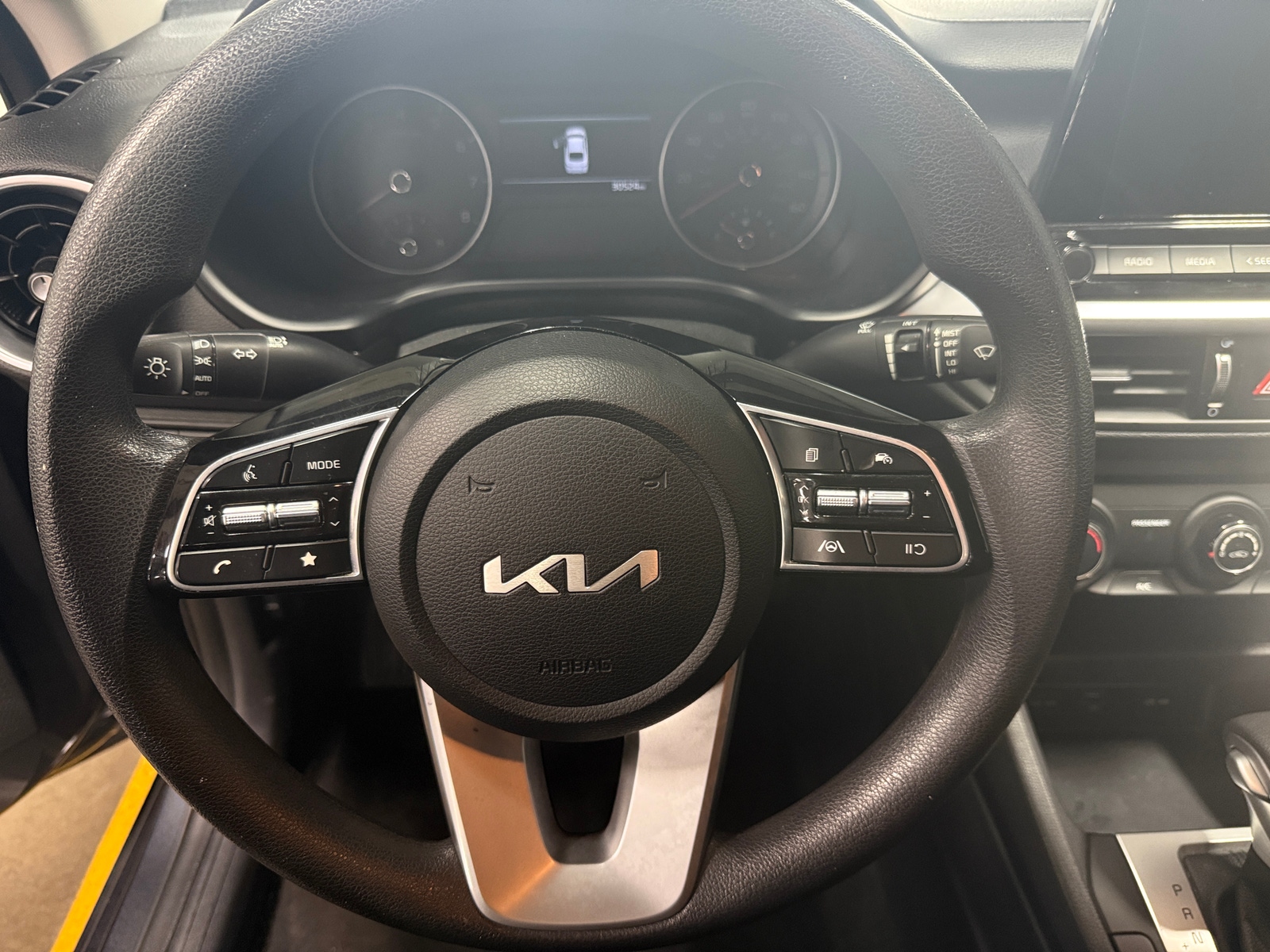 Thumbnail: 2023 Kia Forte - 5