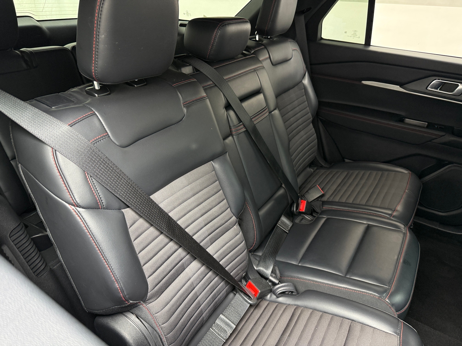 Thumbnail: 2025 Ford Explorer - 5