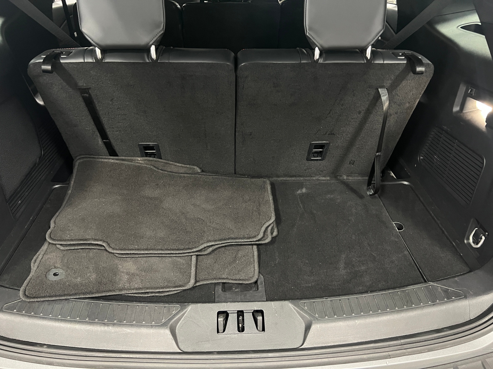 Thumbnail: 2025 Ford Explorer - 6