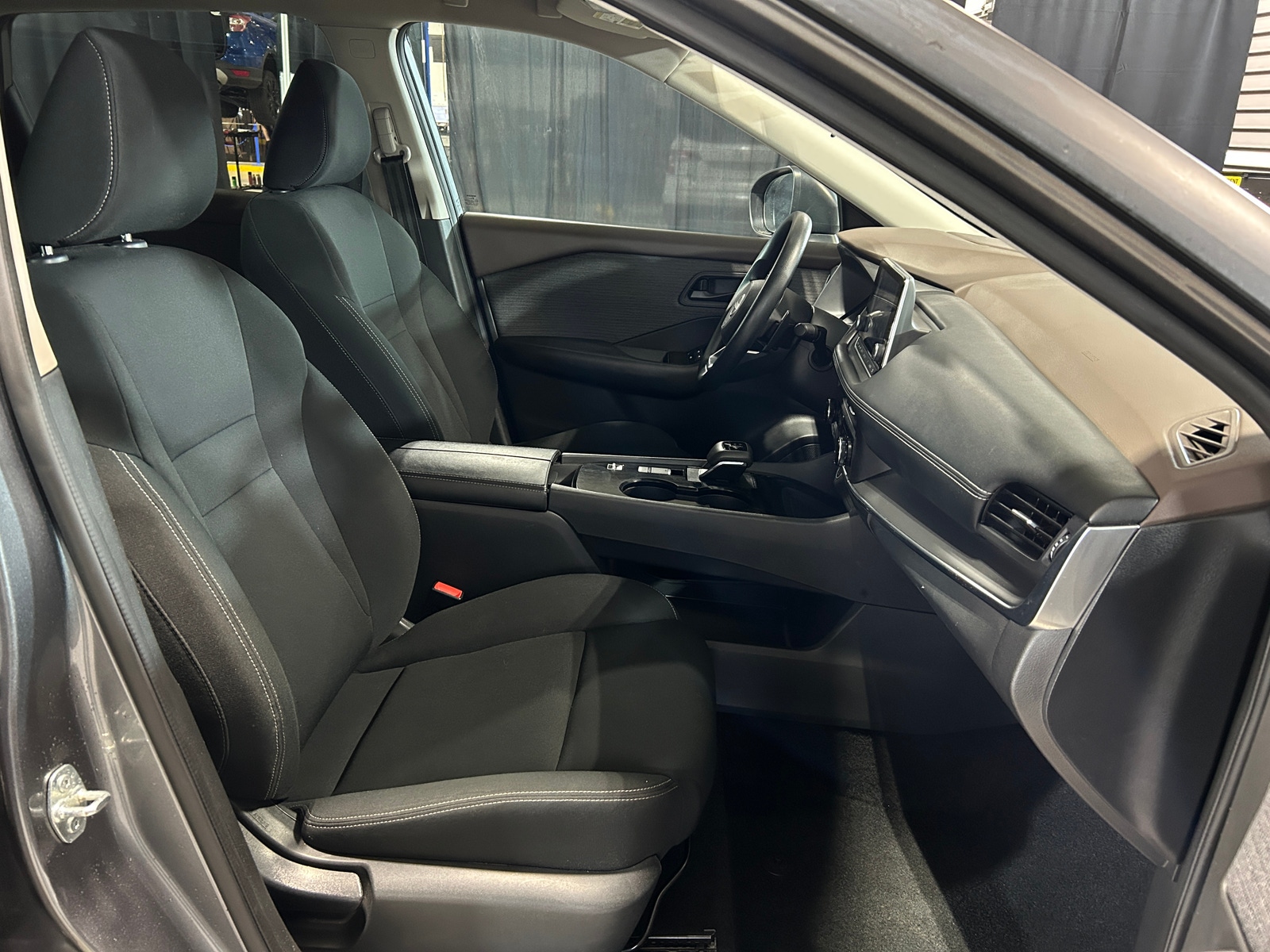 Thumbnail: 2023 Nissan Rogue - 2