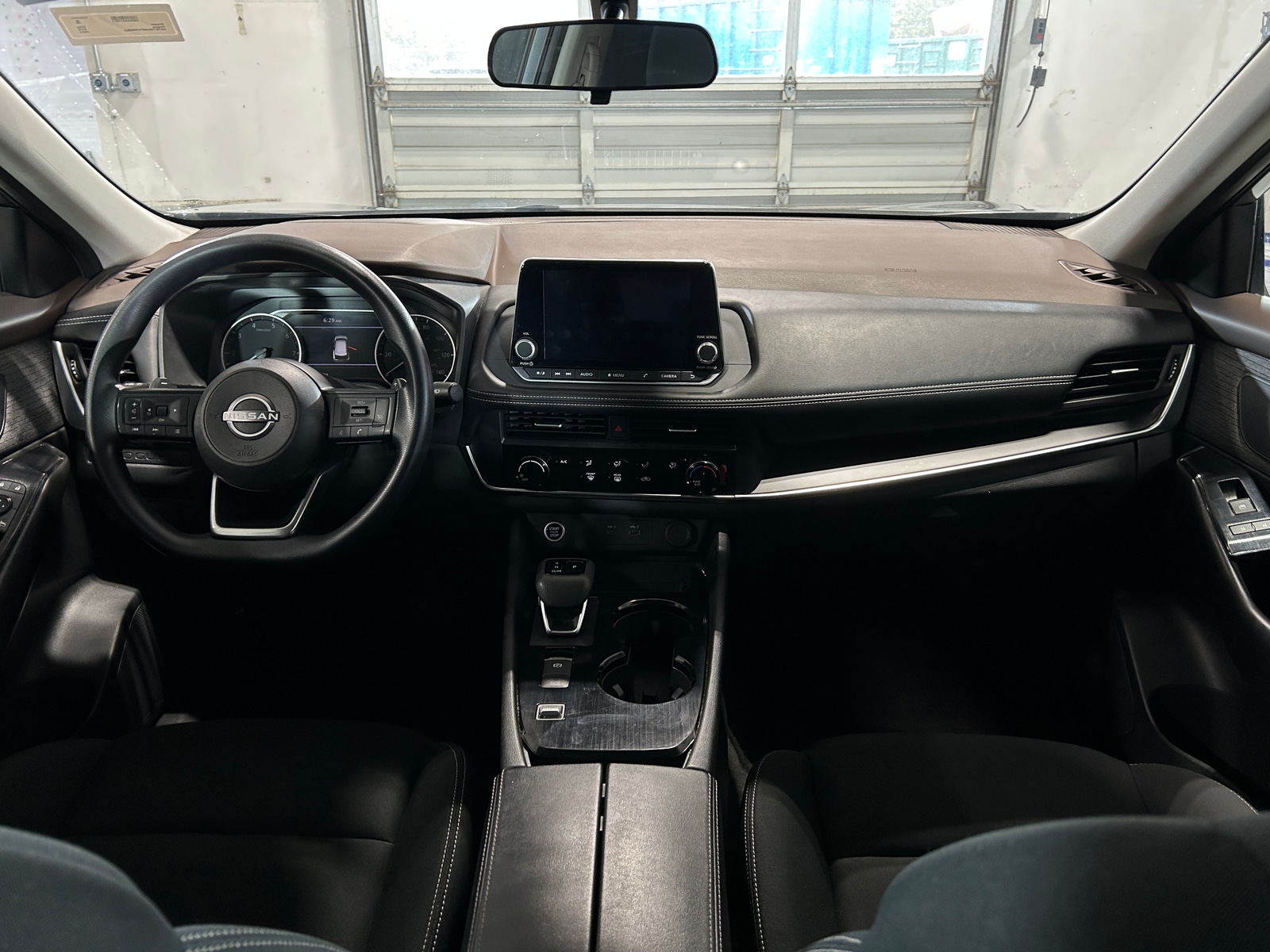 Thumbnail: 2023 Nissan Rogue - 3