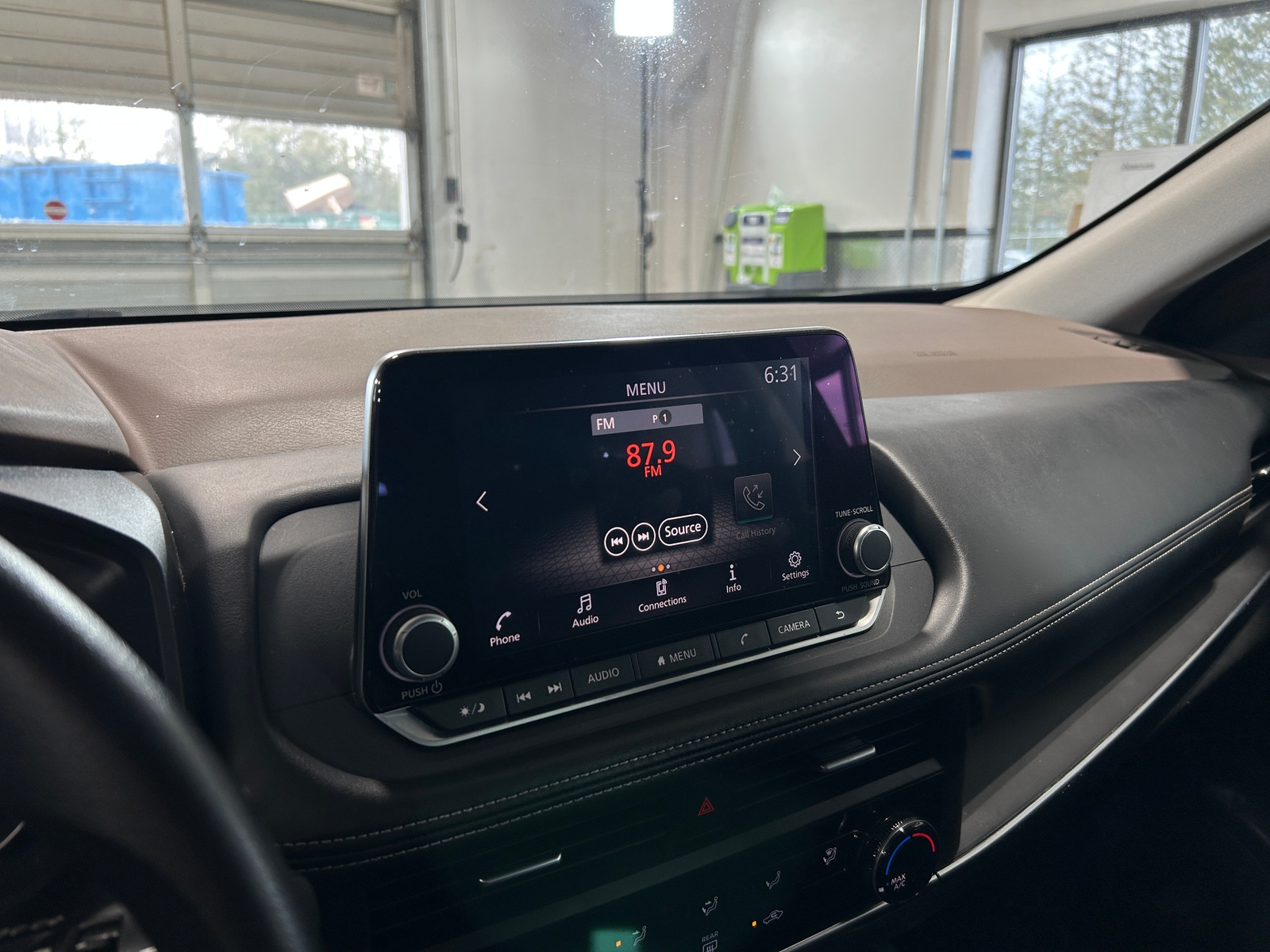 Thumbnail: 2023 Nissan Rogue - 4