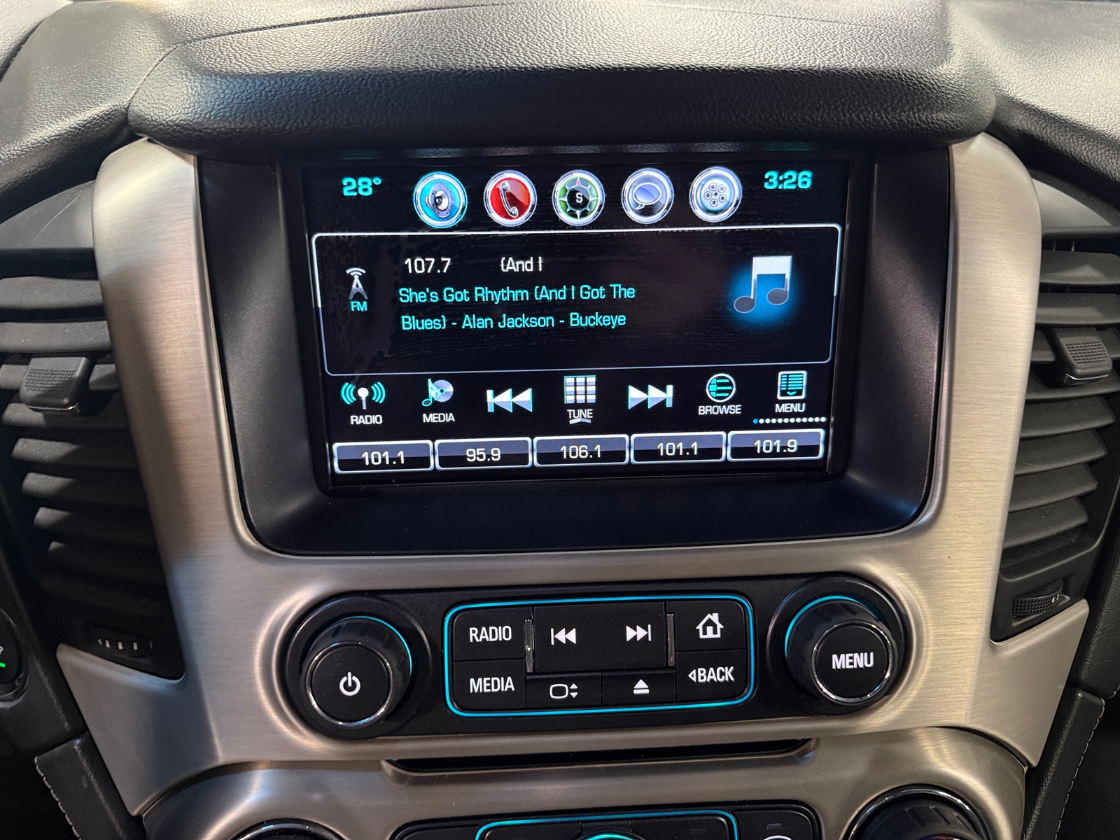 Thumbnail: 2019 GMC Yukon - 3