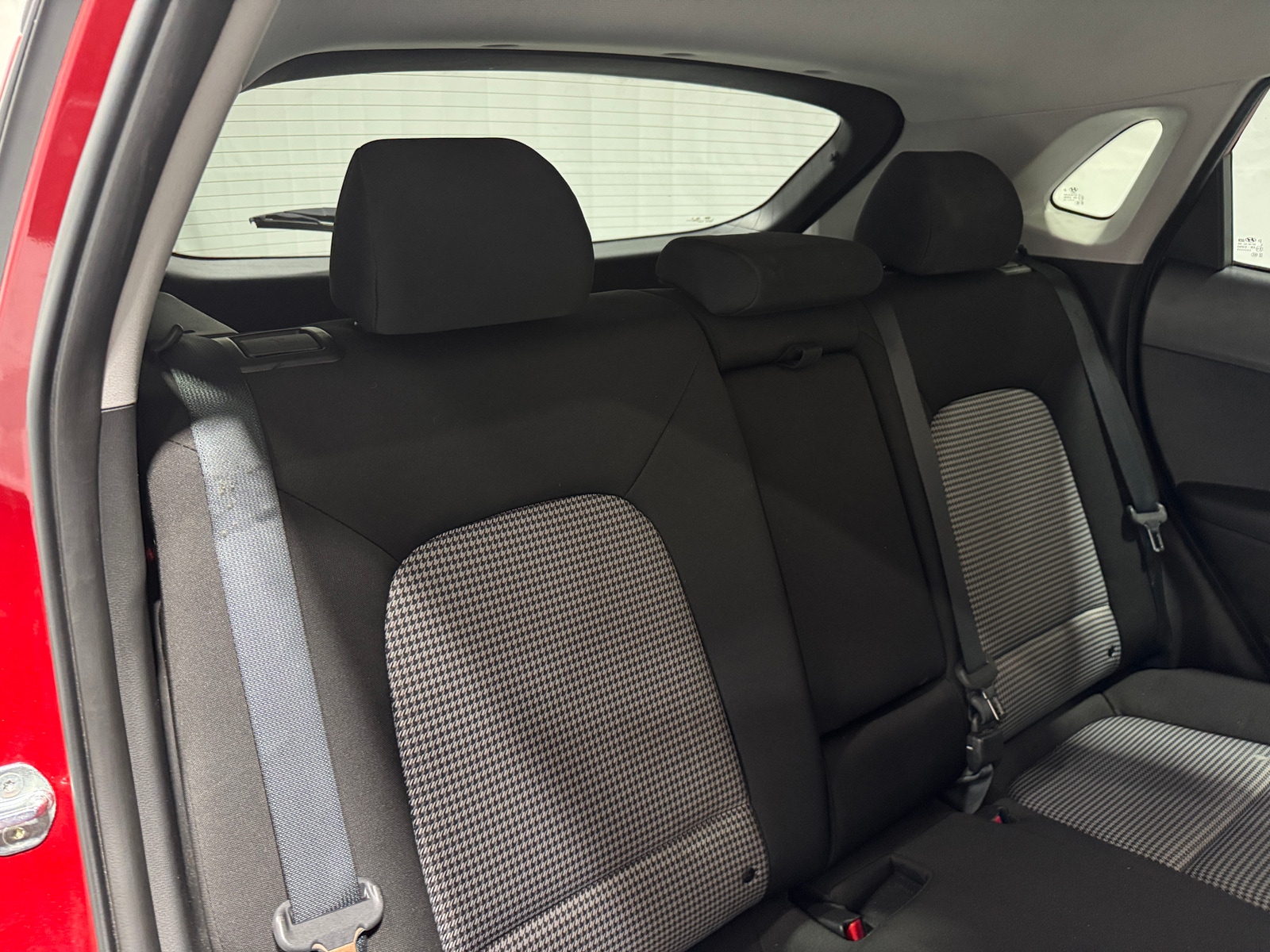 Thumbnail: 2021 Hyundai Kona - 6