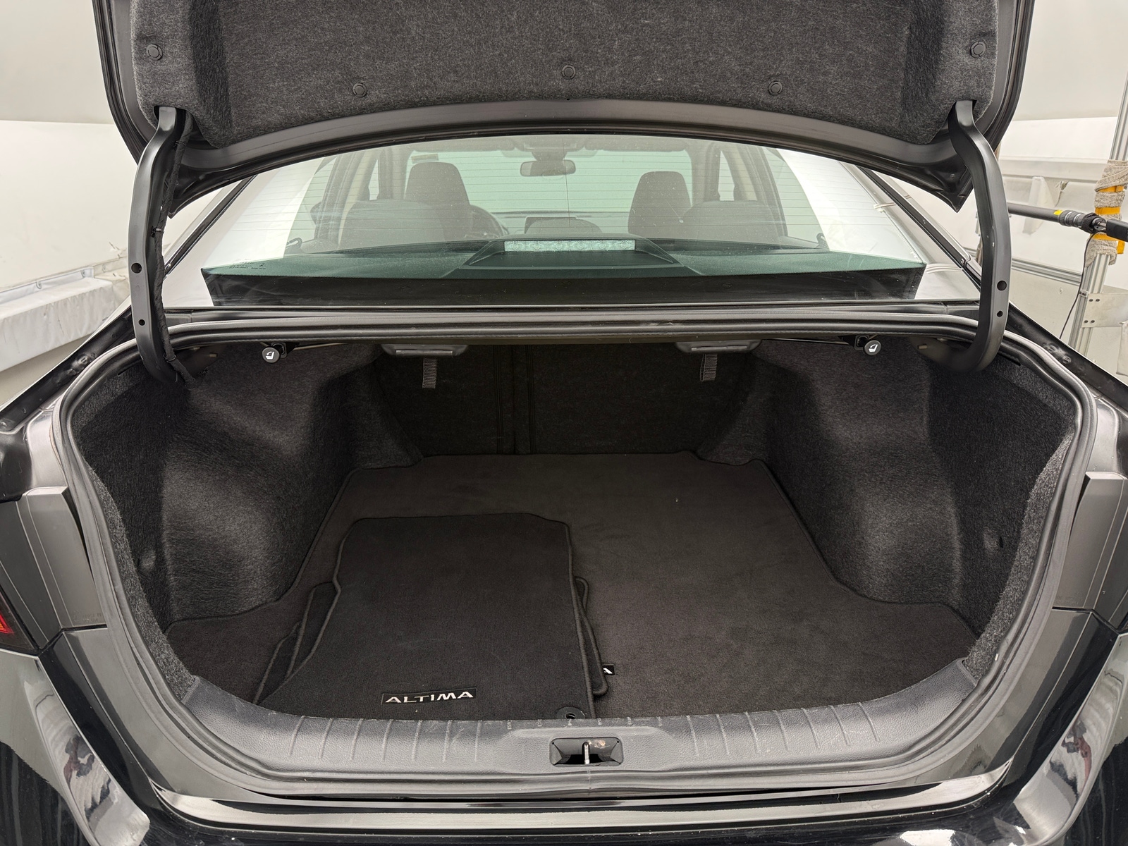 Thumbnail: 2025 Nissan Altima - 7