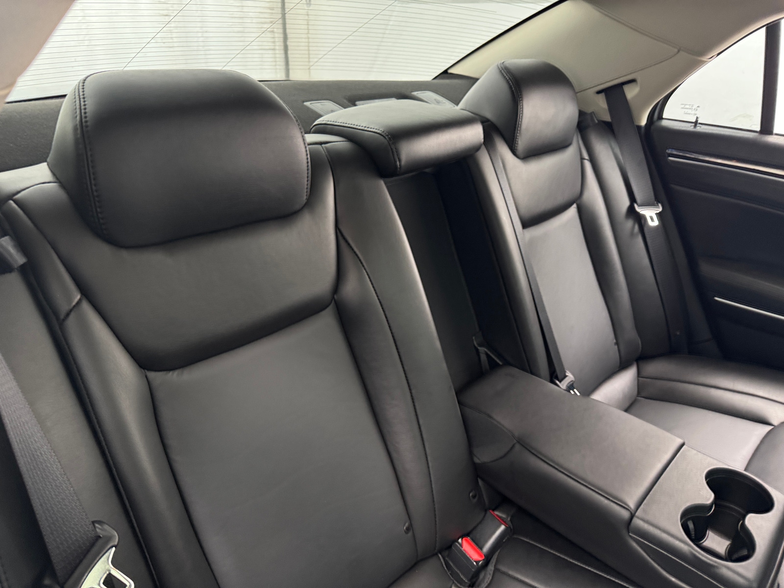 Thumbnail: 2023 Chrysler 300 - 5