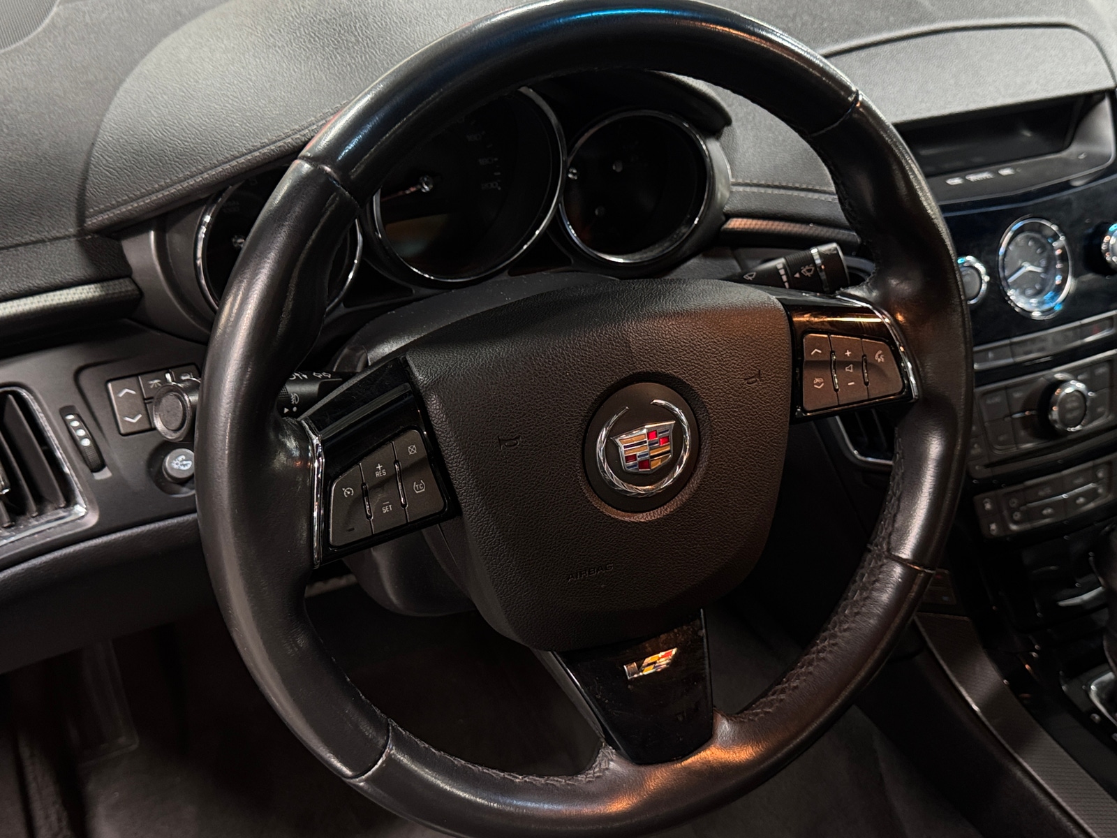 Thumbnail: 2011 Cadillac CTS - 3