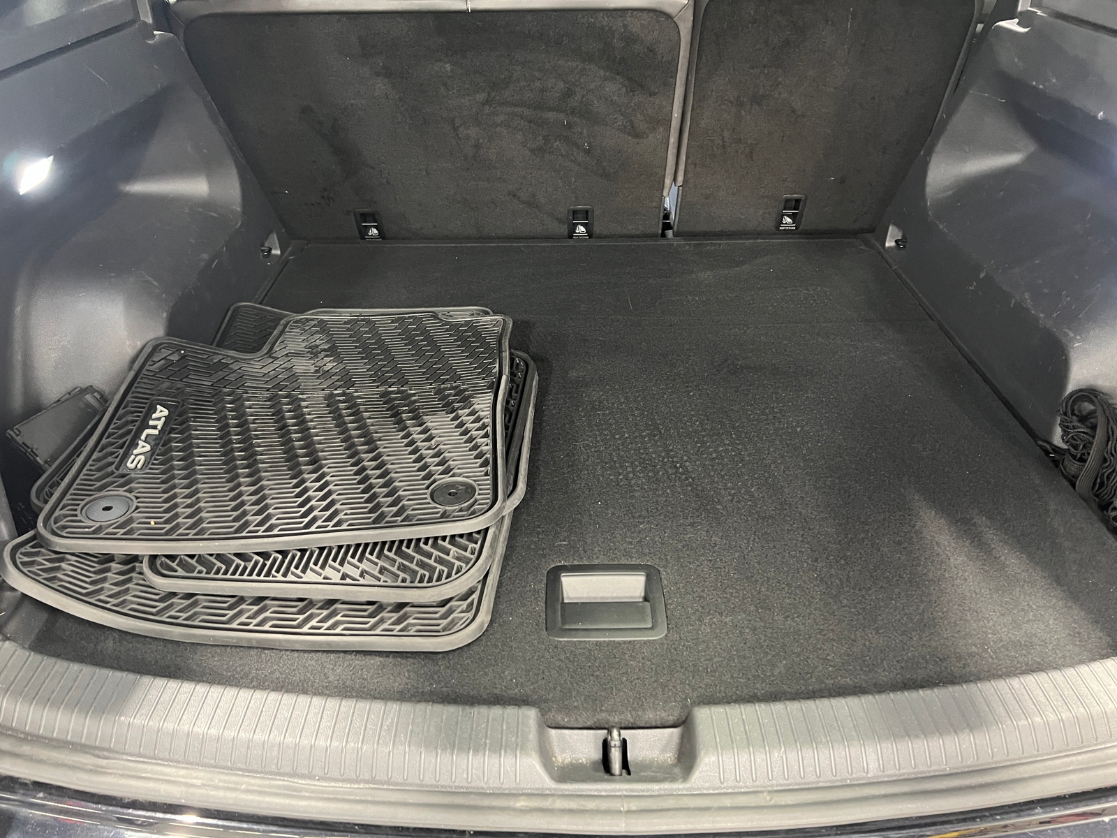 Thumbnail: 2024 Volkswagen Atlas - 6