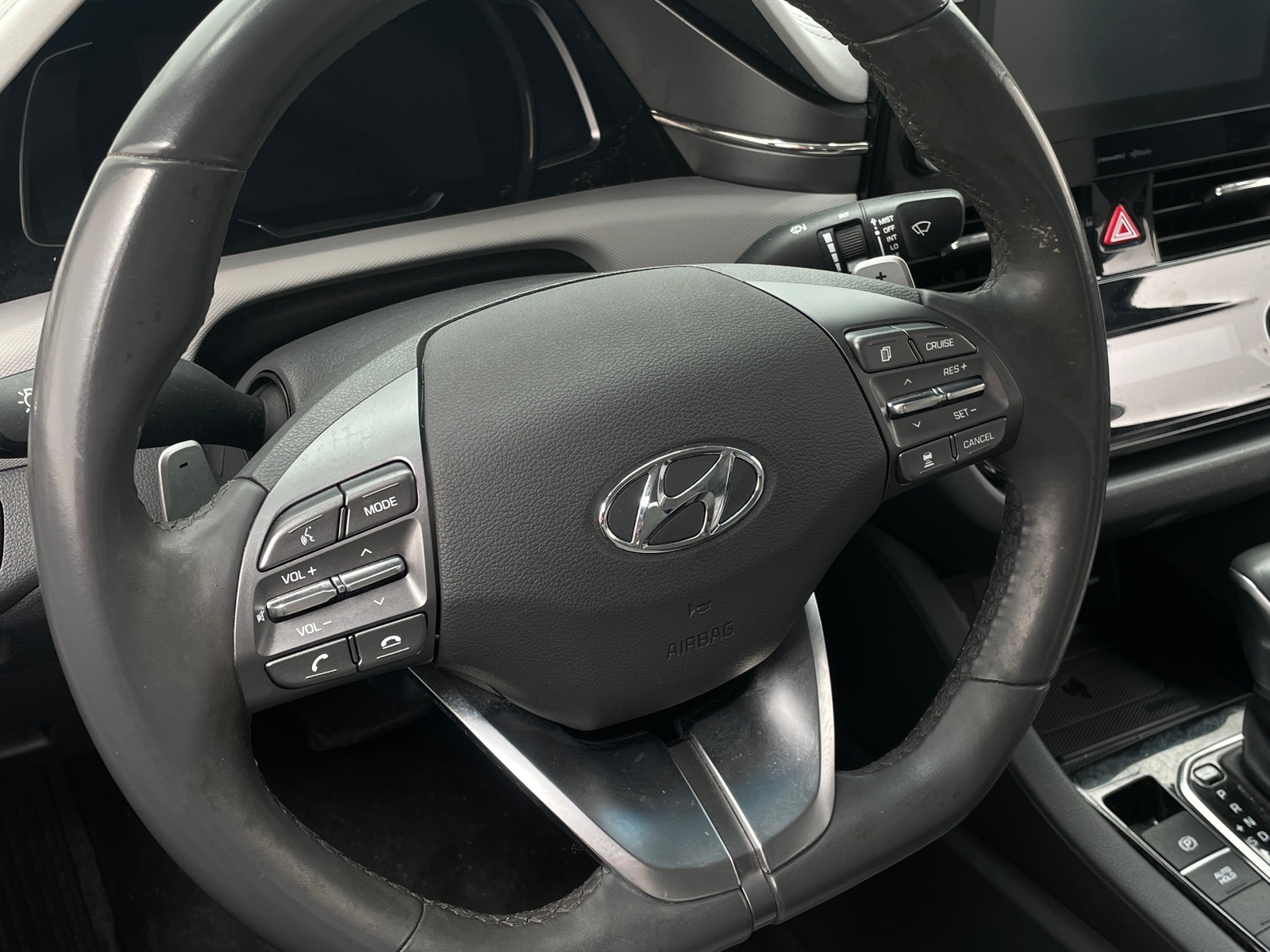 Thumbnail: 2020 Hyundai Ioniq - 5