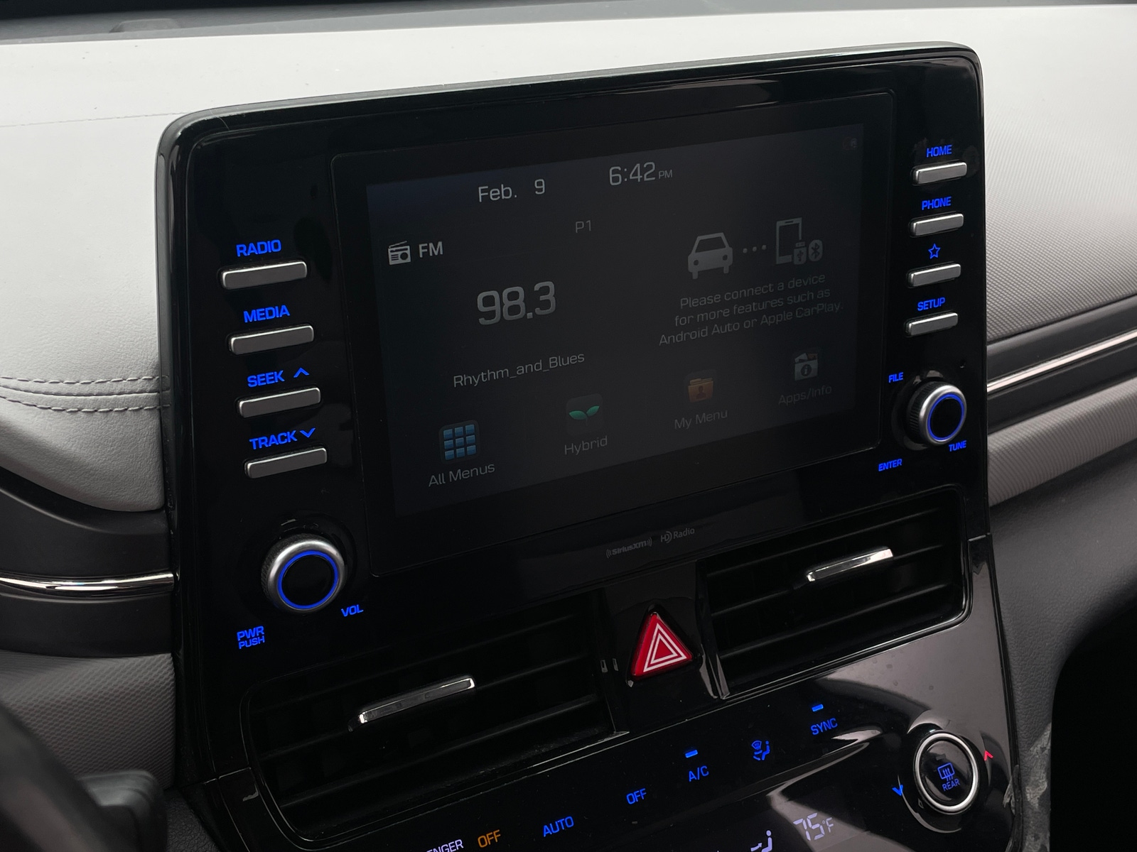 Thumbnail: 2020 Hyundai Ioniq - 4