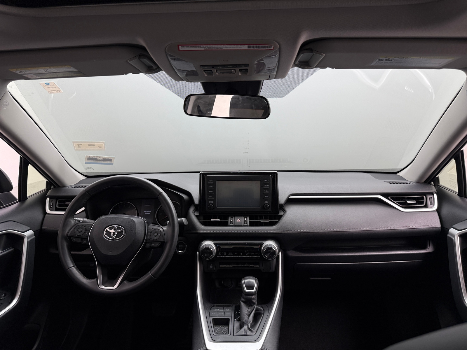 Thumbnail: 2019 Toyota RAV4 - 2