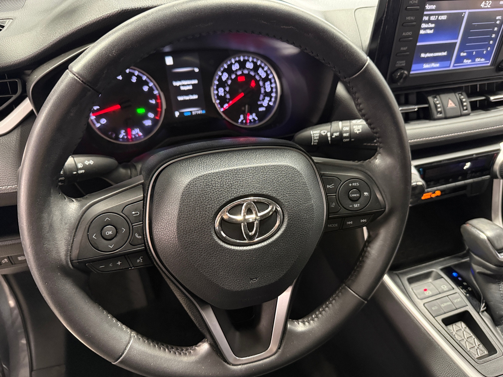 Thumbnail: 2019 Toyota RAV4 - 4