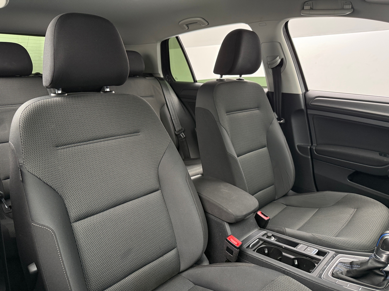 Thumbnail: 2019 Volkswagen e-Golf - 2