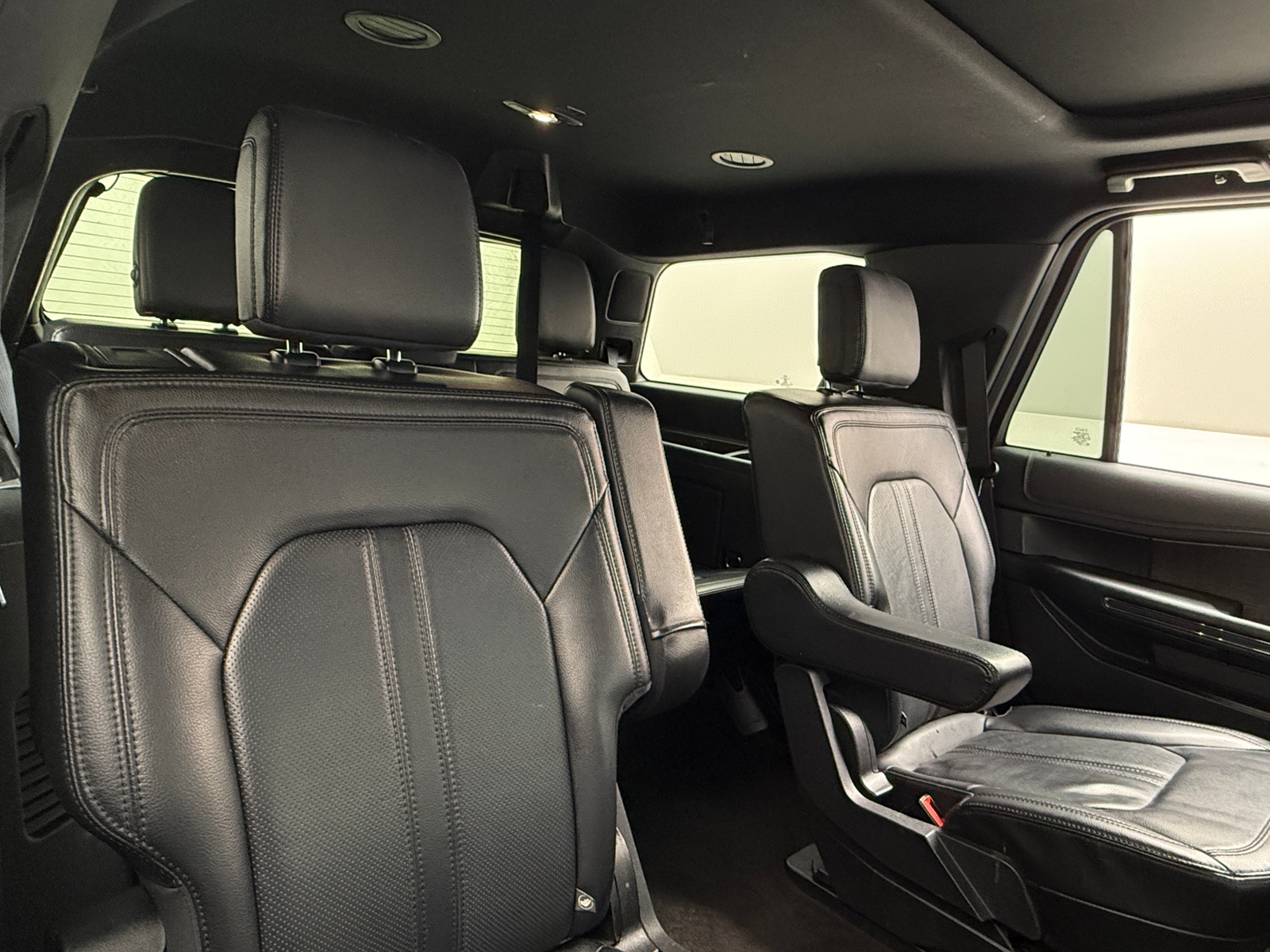 Thumbnail: 2021 Ford Expedition - 6