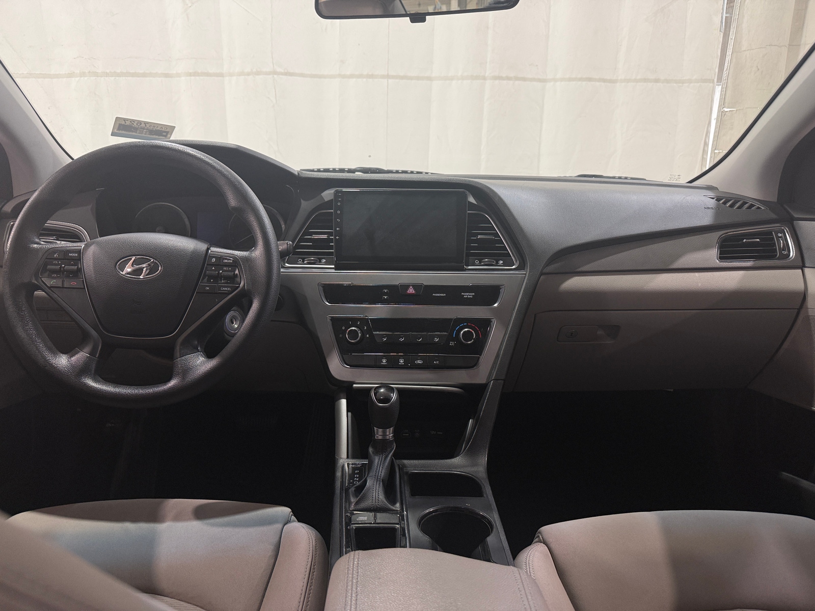 Thumbnail: 2017 Hyundai Sonata - 3