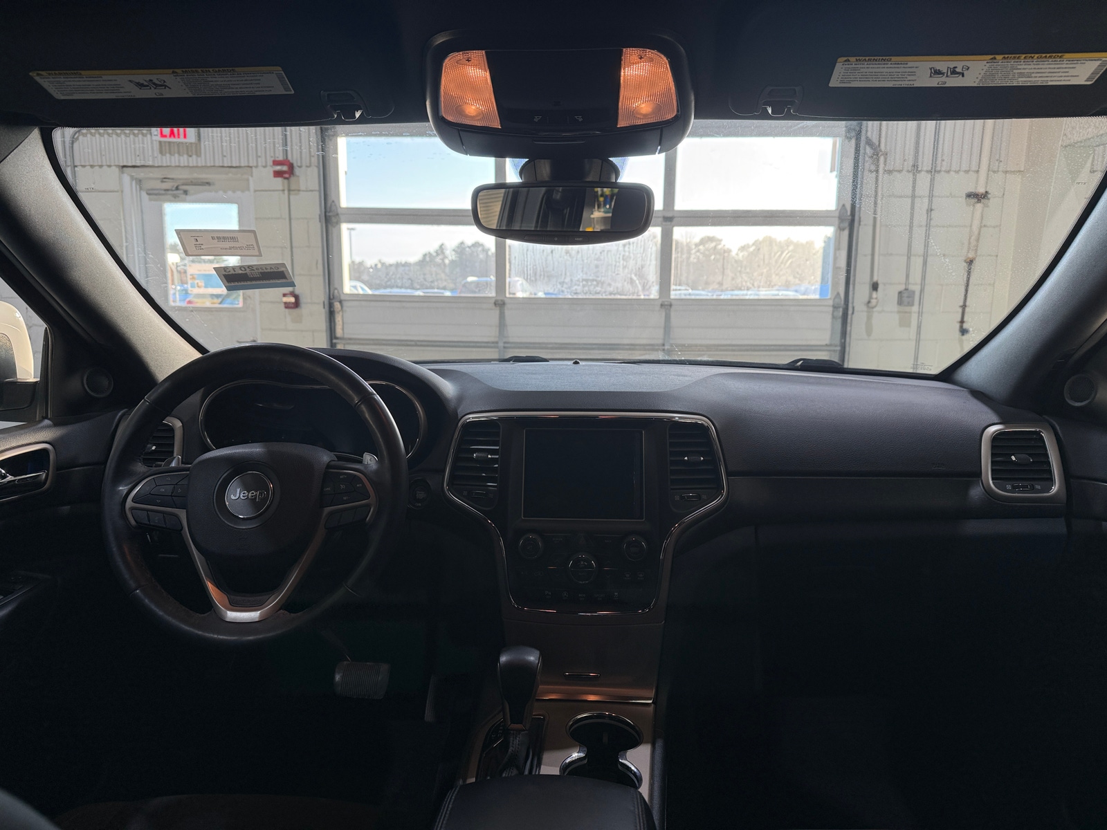 Thumbnail: 2017 Jeep Grand Cherokee - 3