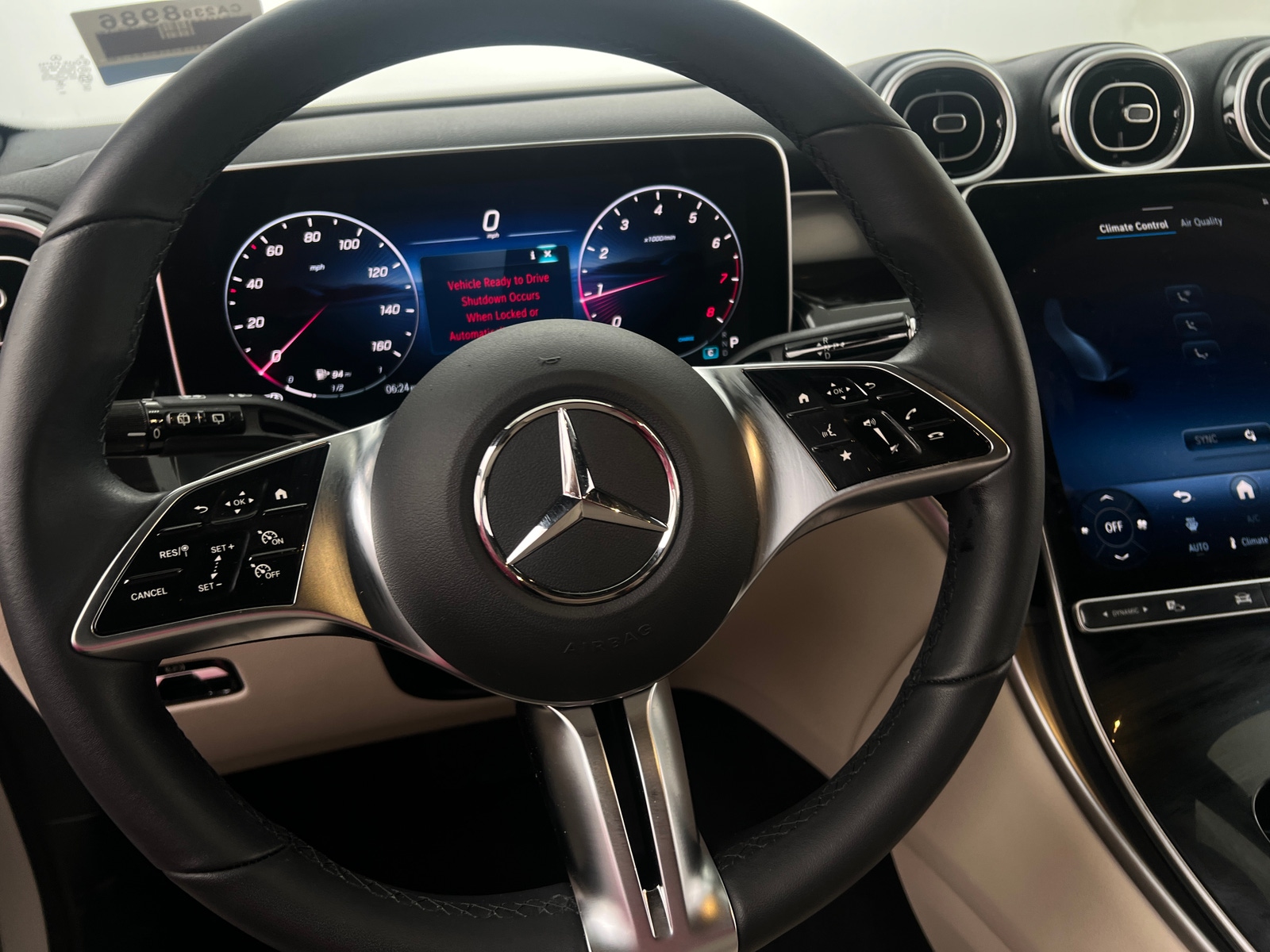 Thumbnail: 2025 Mercedes-Benz GLC - 4