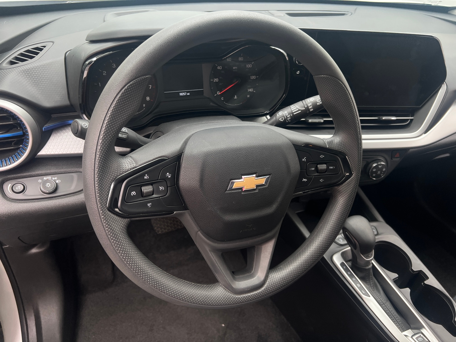 Thumbnail: 2025 Chevrolet Trax - 5