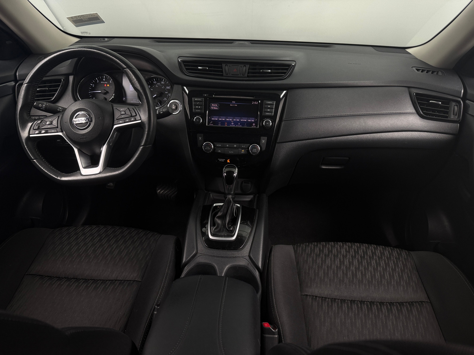 Thumbnail: 2018 Nissan Rogue - 3