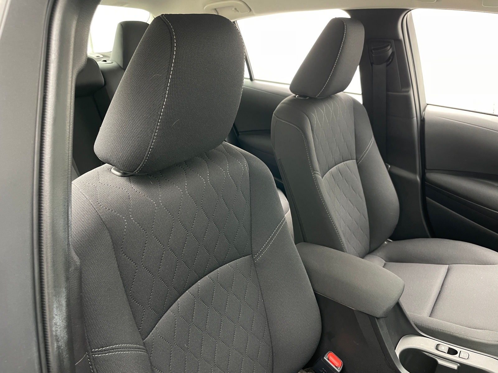 Thumbnail: 2025 Toyota Corolla - 2