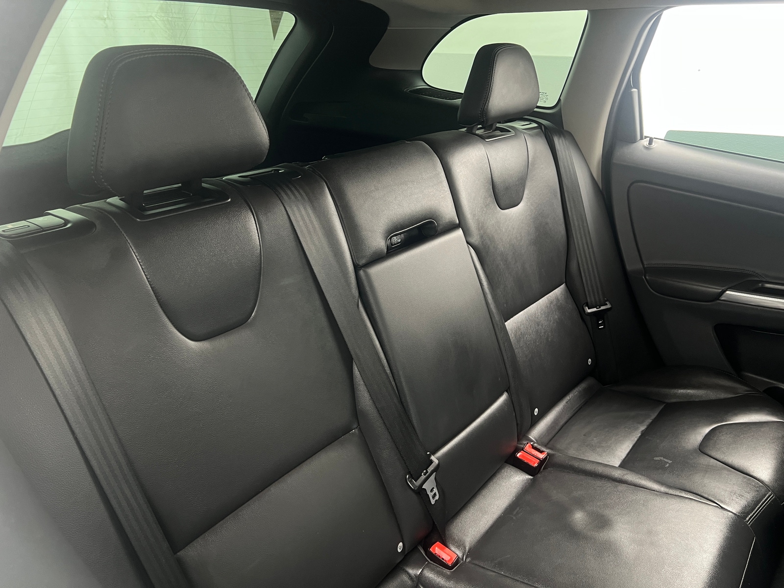 Thumbnail: 2016 Volvo XC60 - 5