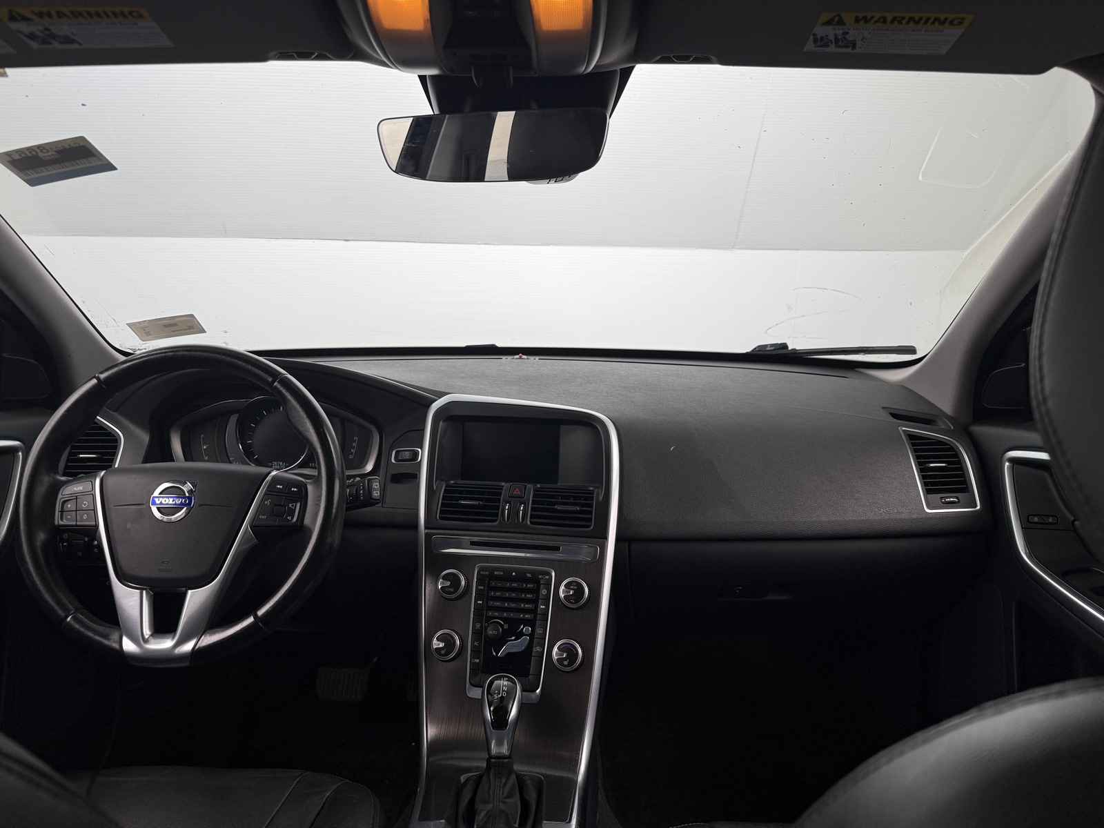 Thumbnail: 2016 Volvo XC60 - 2