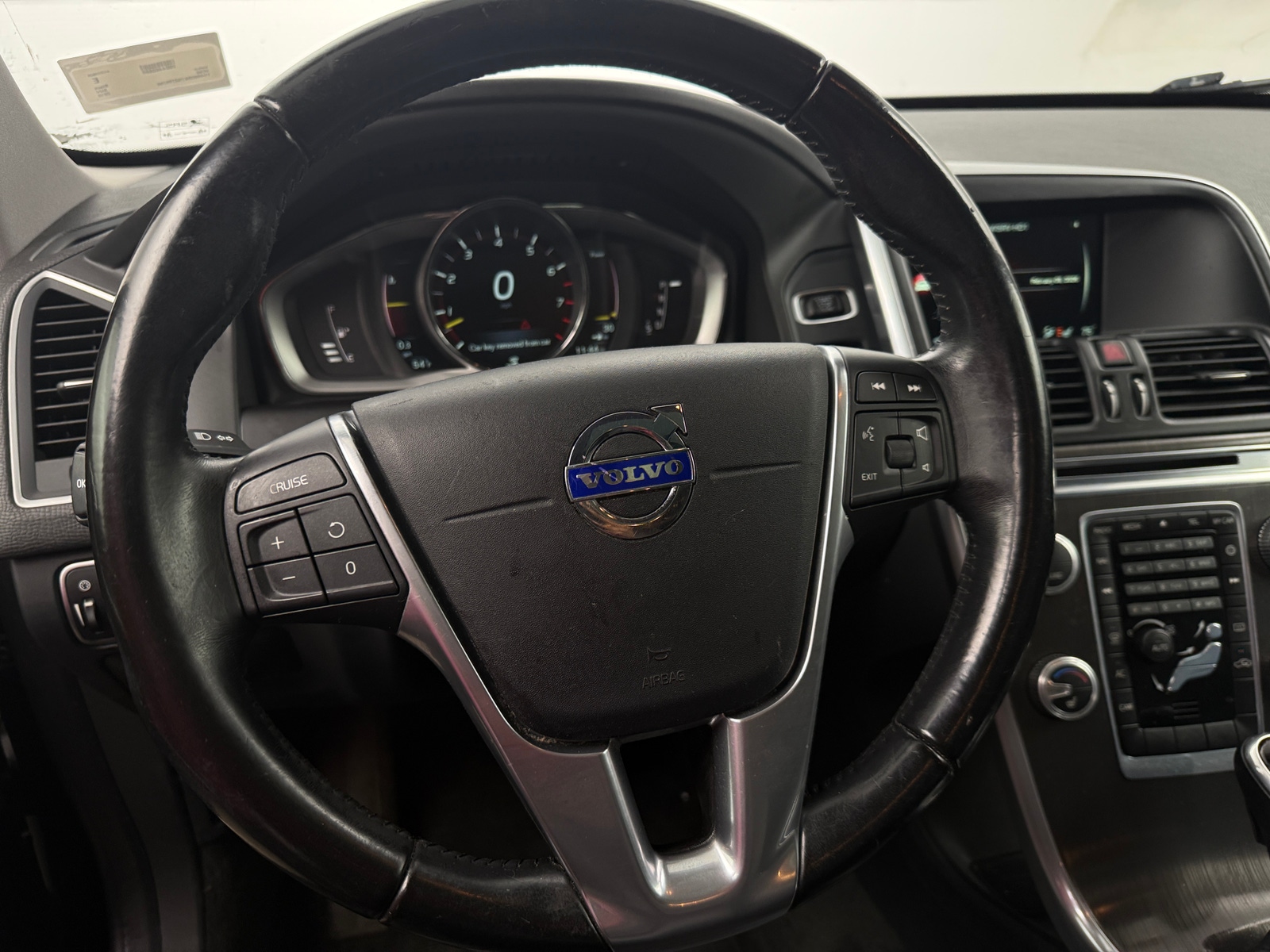 Thumbnail: 2016 Volvo XC60 - 4