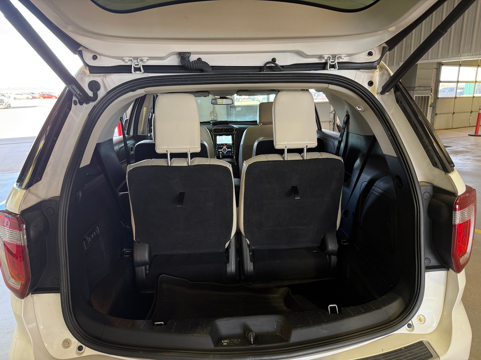 Thumbnail: 2018 Ford Explorer - 6