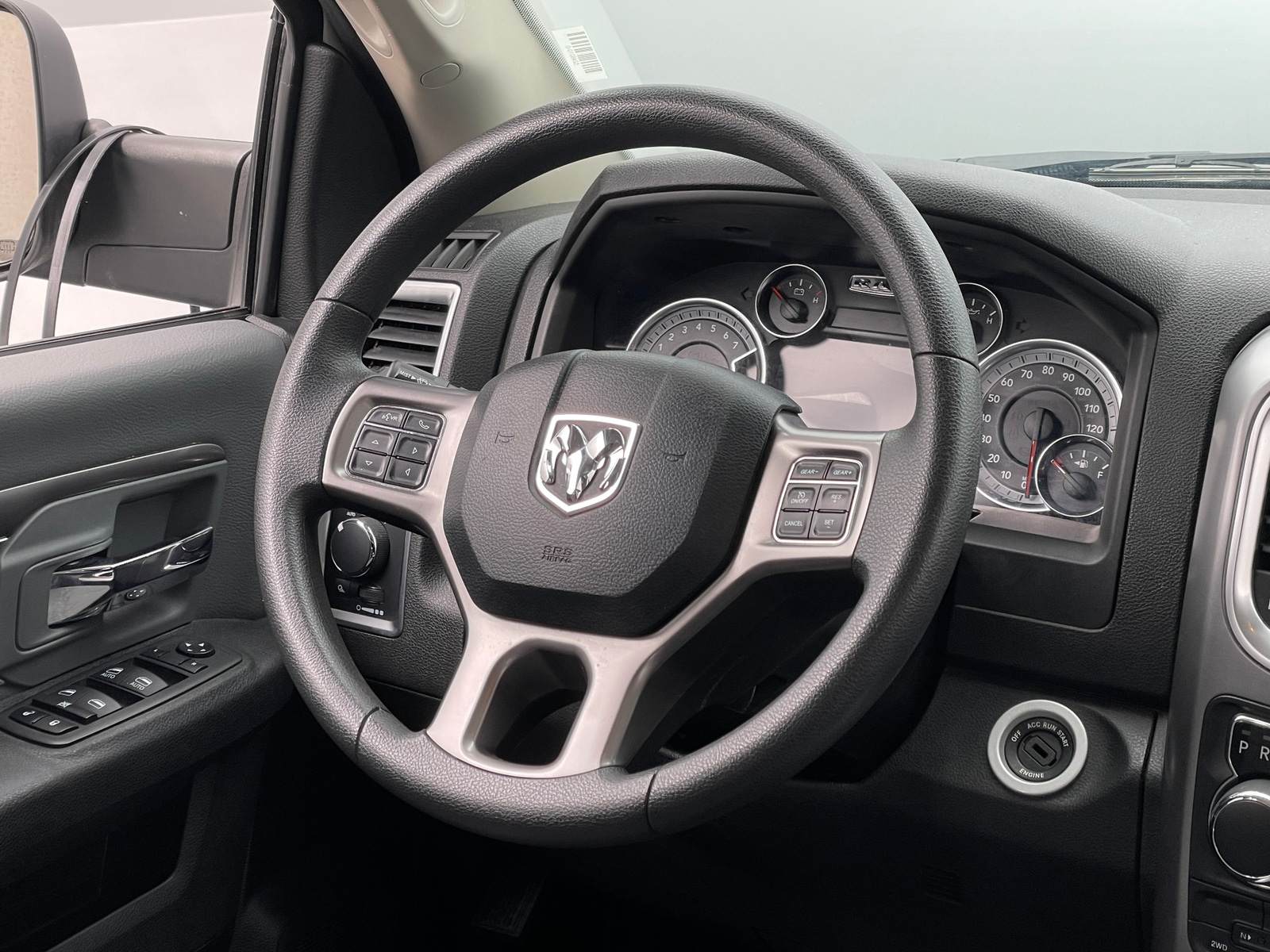 Thumbnail: 2023 RAM 1500 Classic - 5