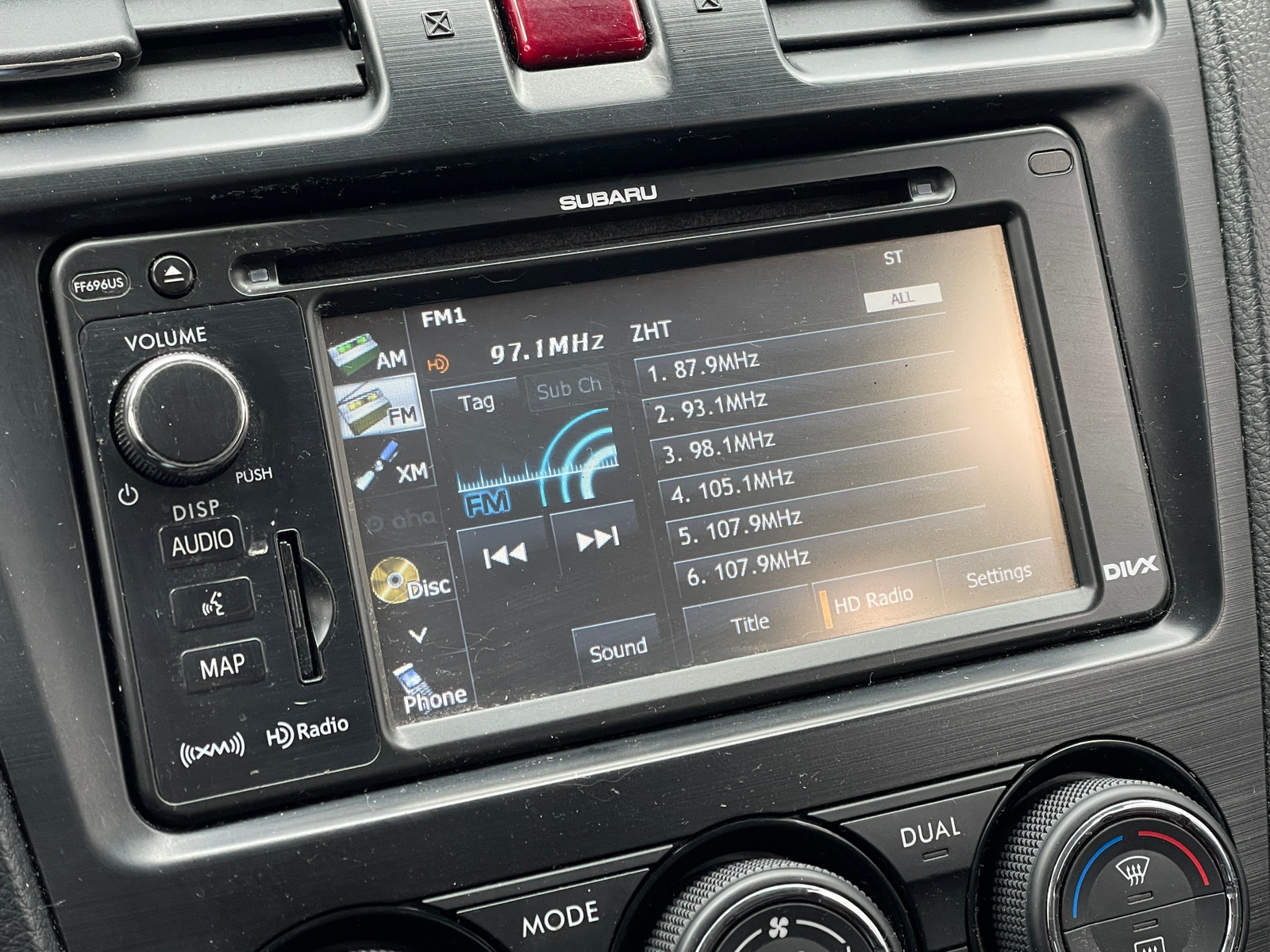 Thumbnail: 2015 Subaru Forester - 3